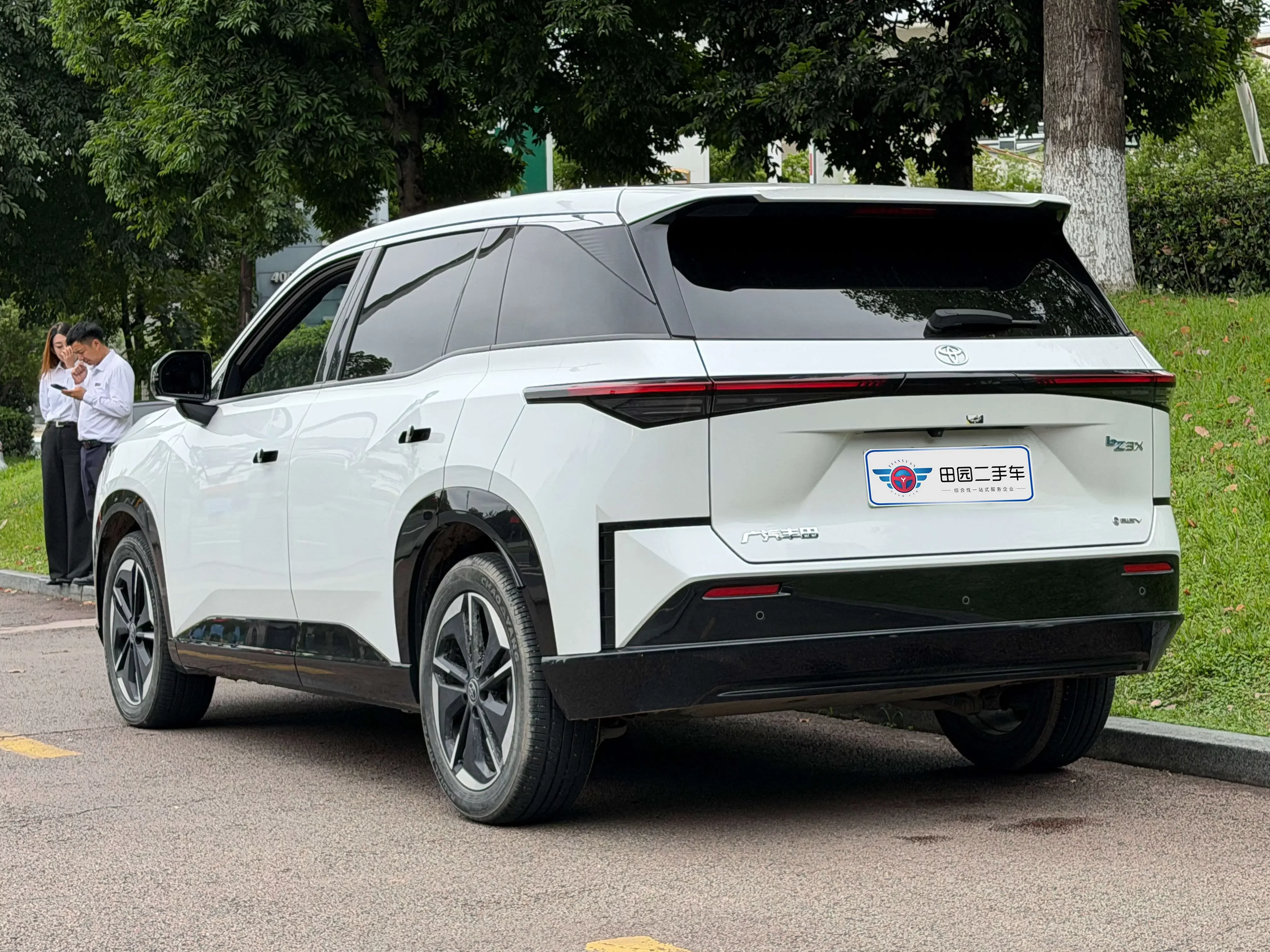 Toyota Bozhi 3X