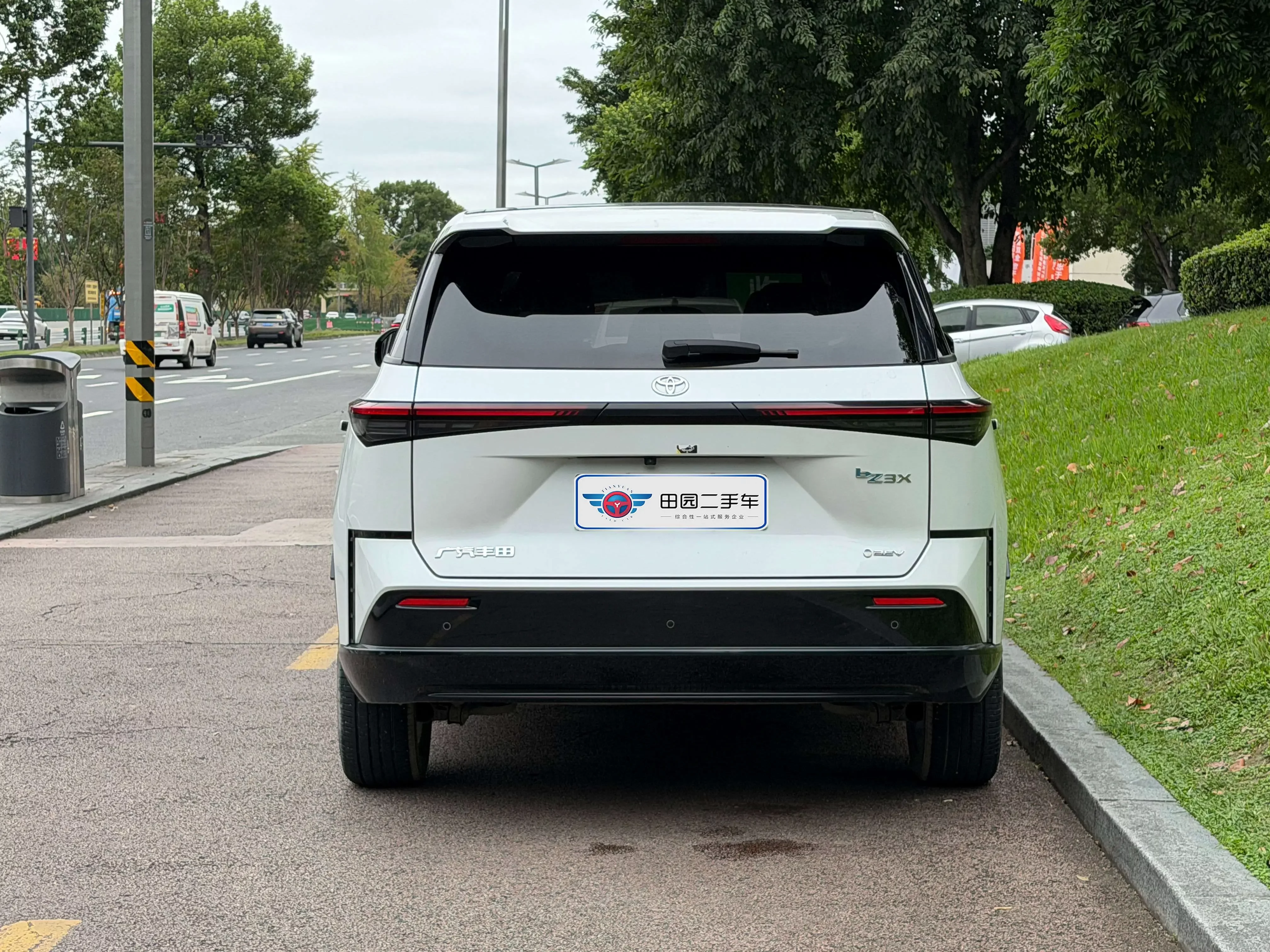 Toyota Bozhi 3X