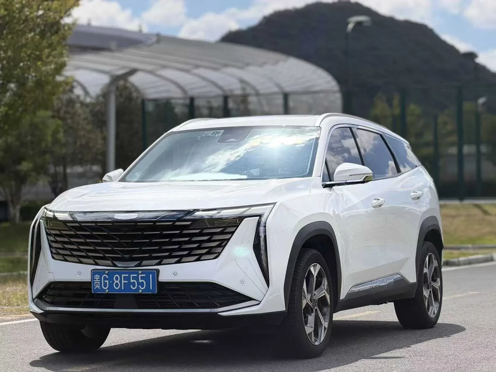 Geely Atlas L