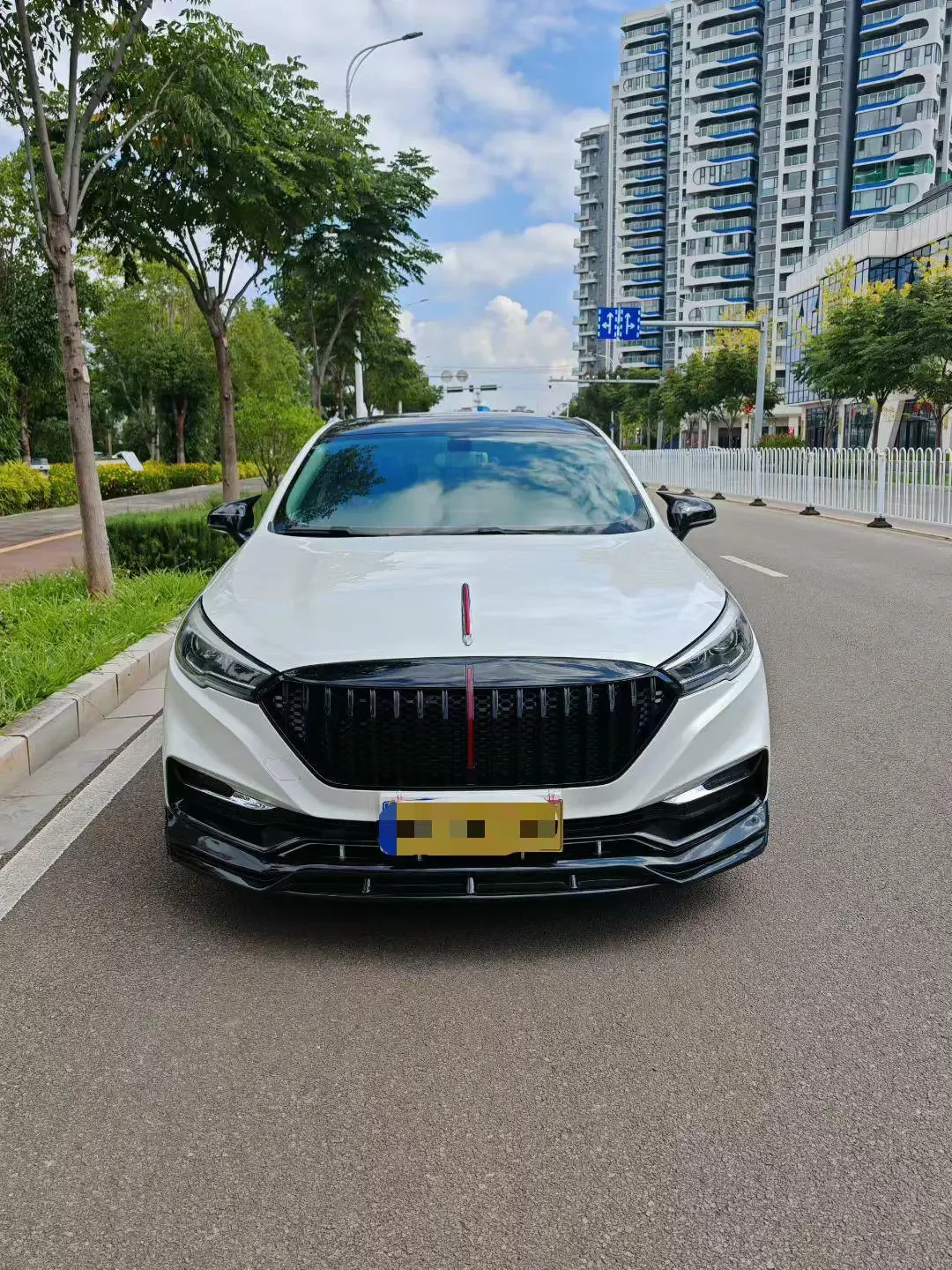 Hongqi H5 classic
