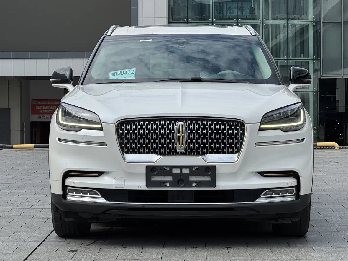 Lincoln Aviator  из Китая