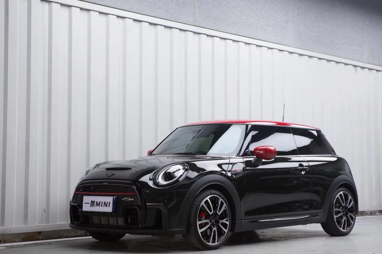 MINI JCW COUNTRYMAN