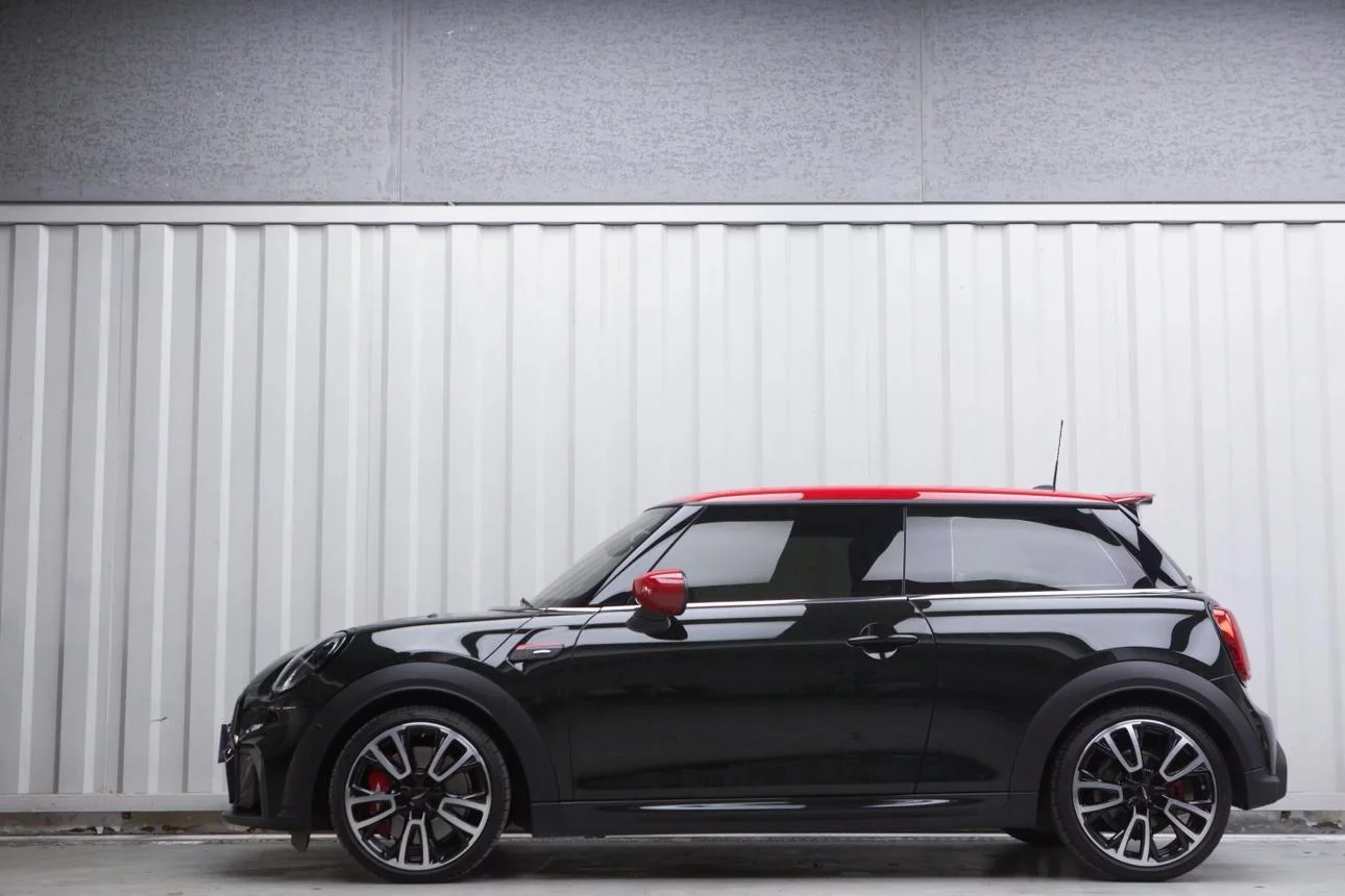 MINI JCW COUNTRYMAN