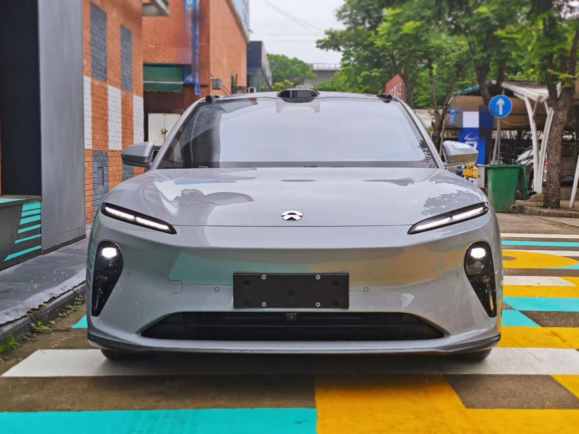 NIO ET5T