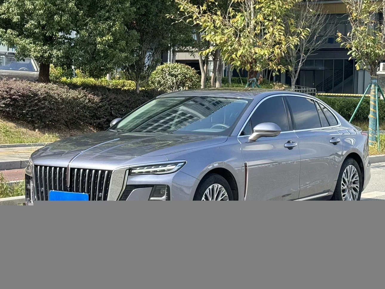 Hongqi H5
