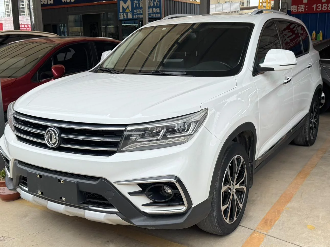 Forthing Jingyi X5  из Китая
