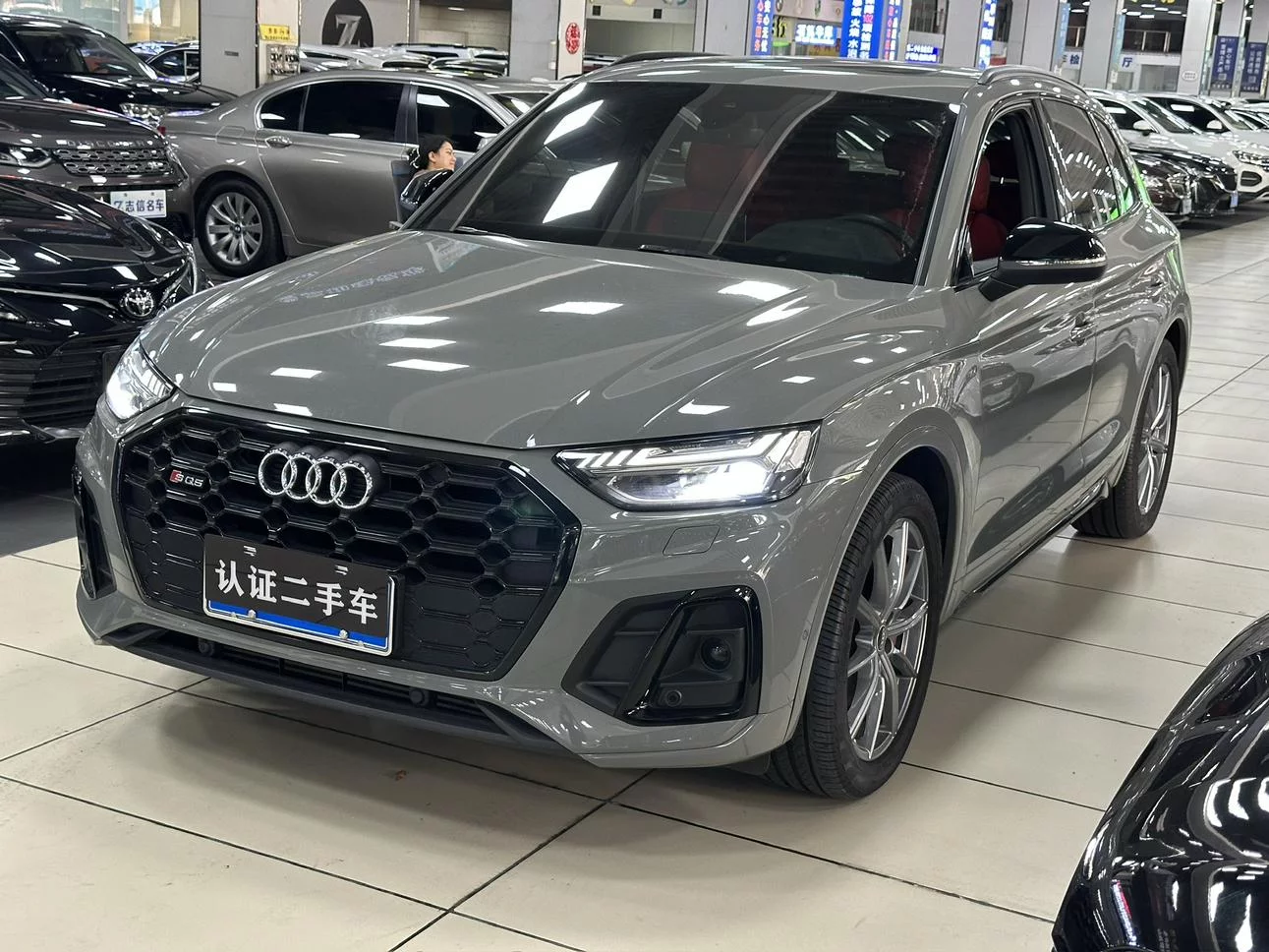 AUDI SQ5