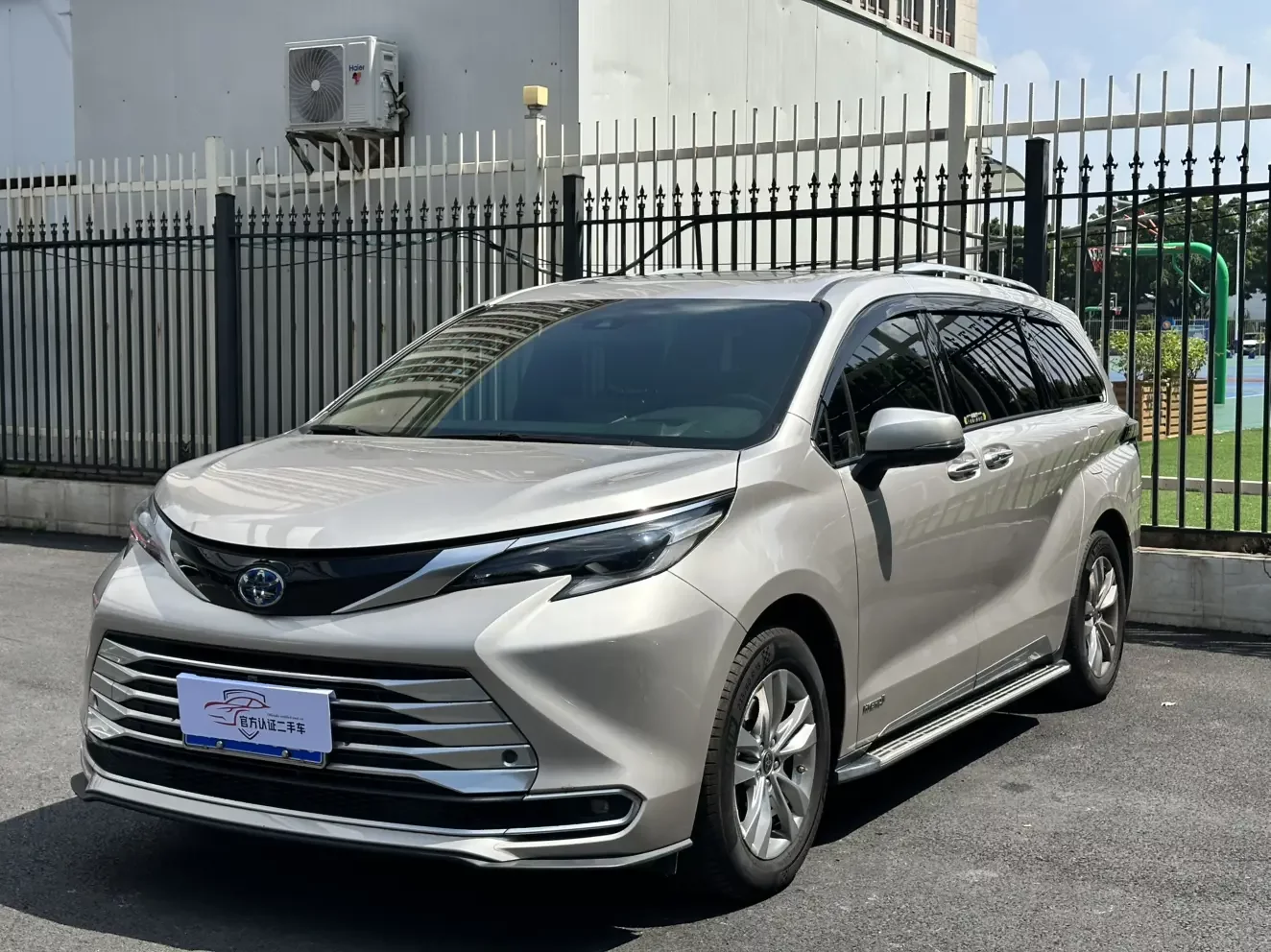 Toyota Sienna