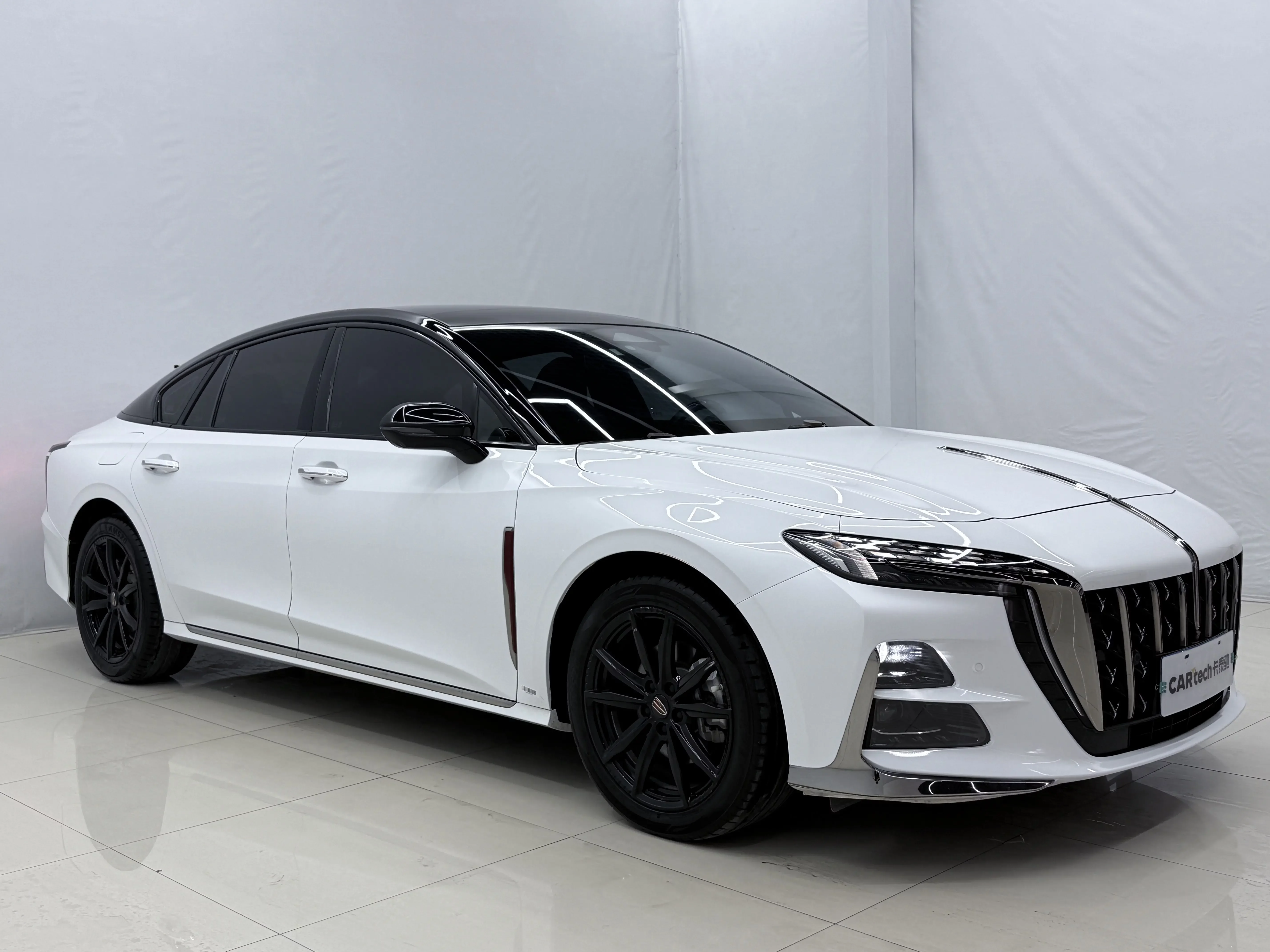 Hongqi H6