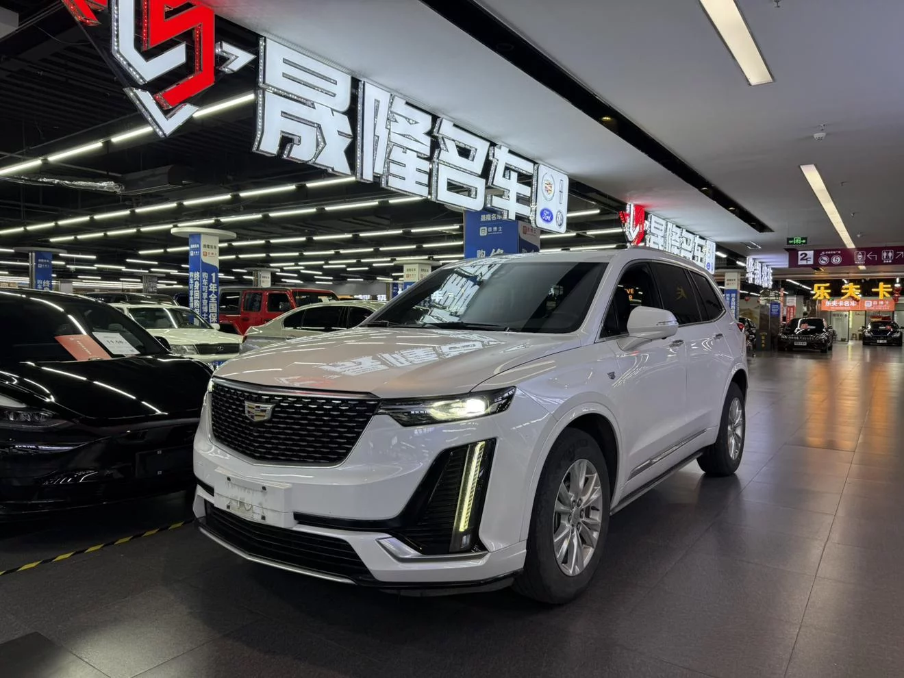Cadillac XT6