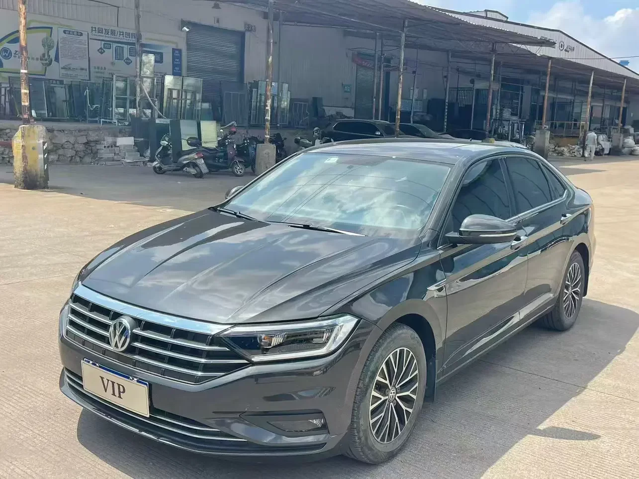 Volkswagen Sagitar