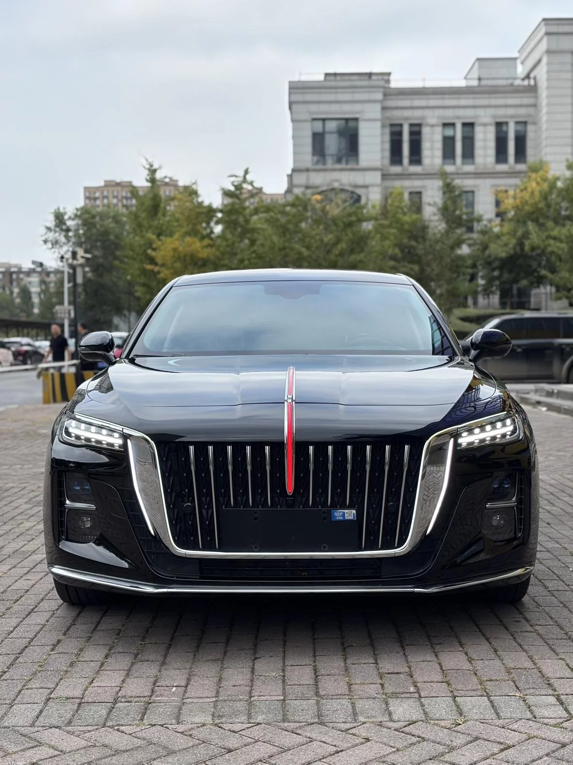Hongqi H5