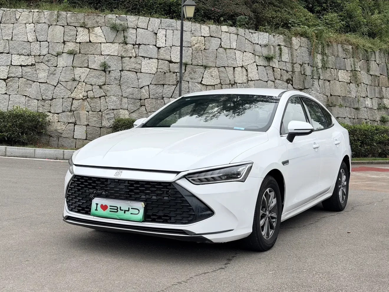 BYD Qin PLUS DM
