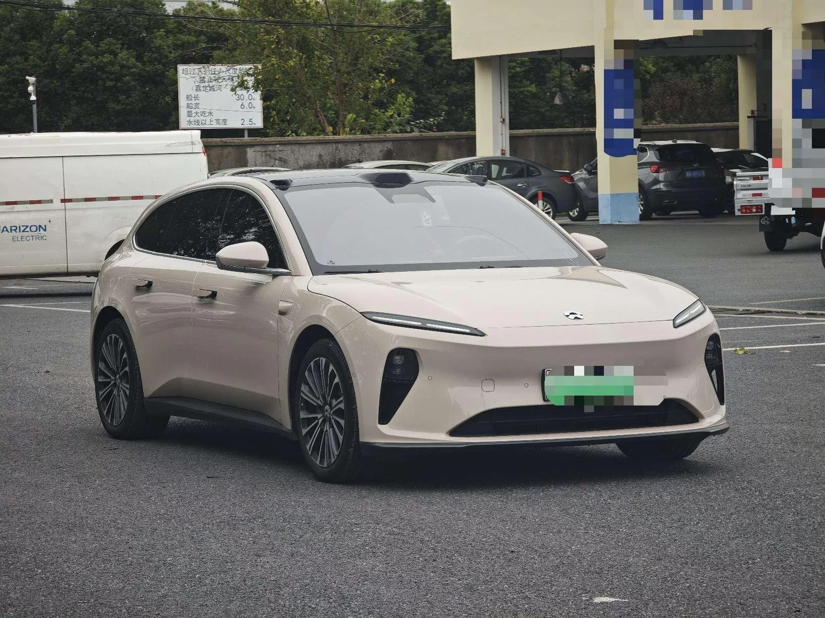 NIO ET5T
