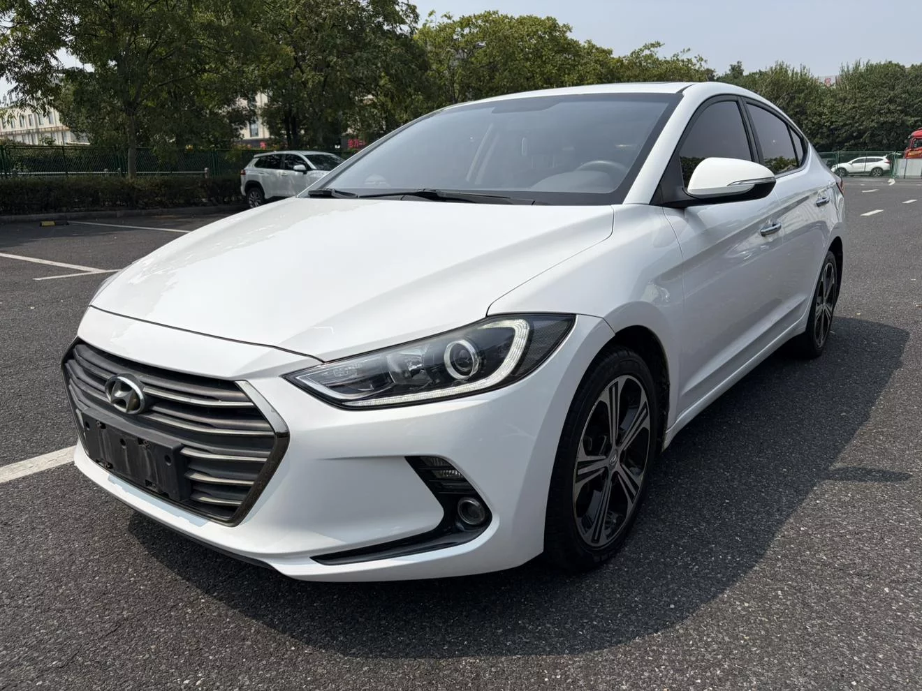Hyundai Elantra Lingdong