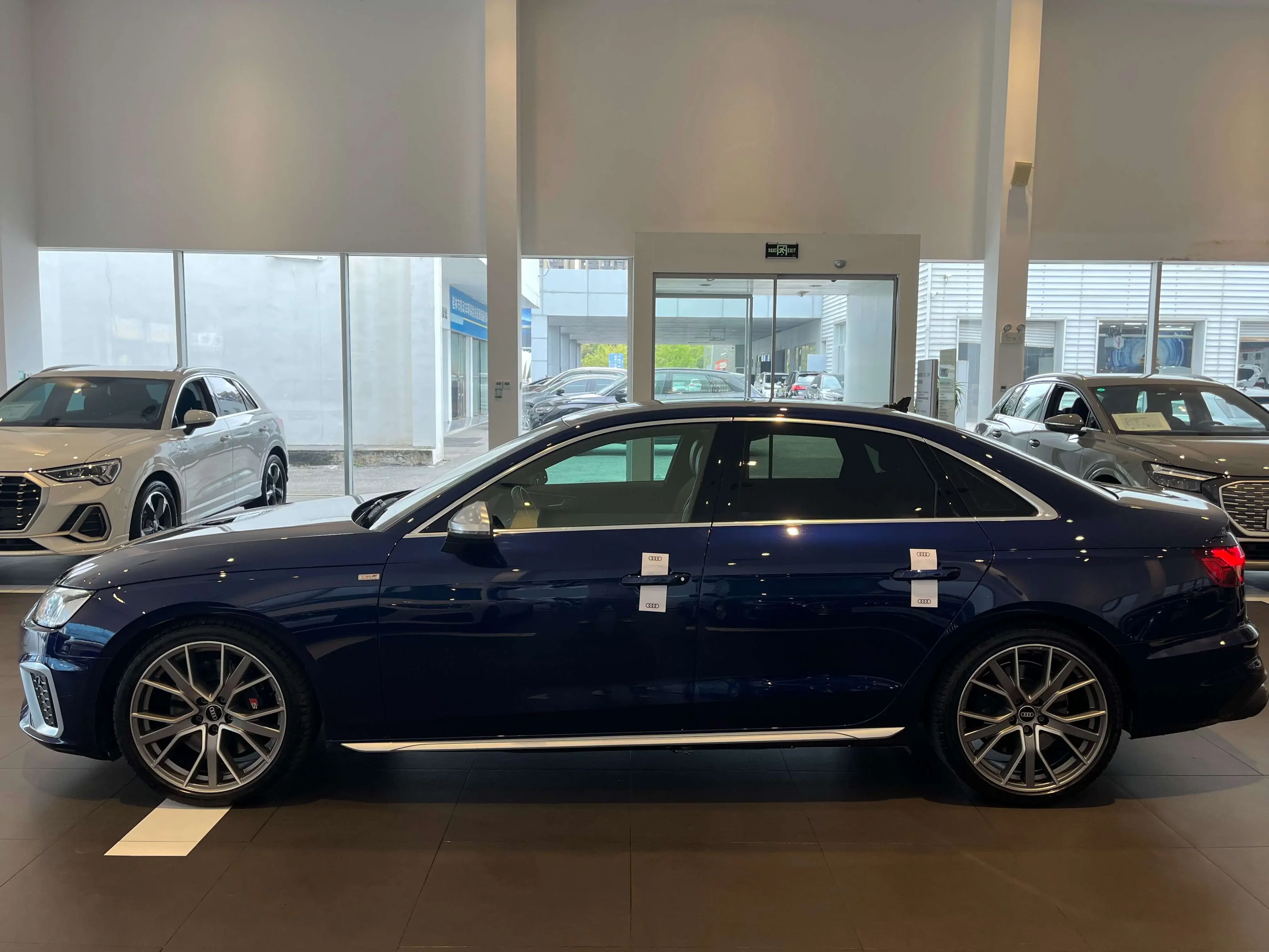 Audi S4