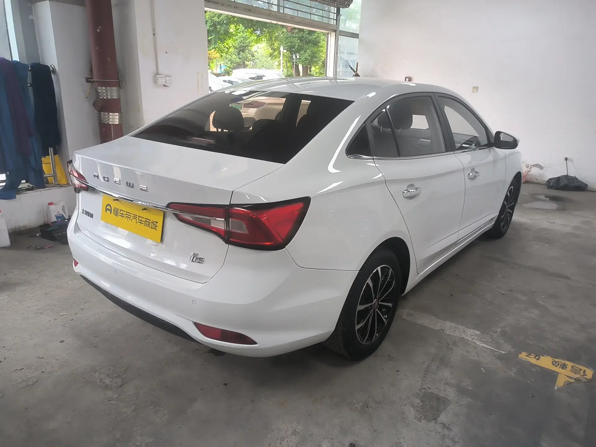 Roewe i5  из Китая