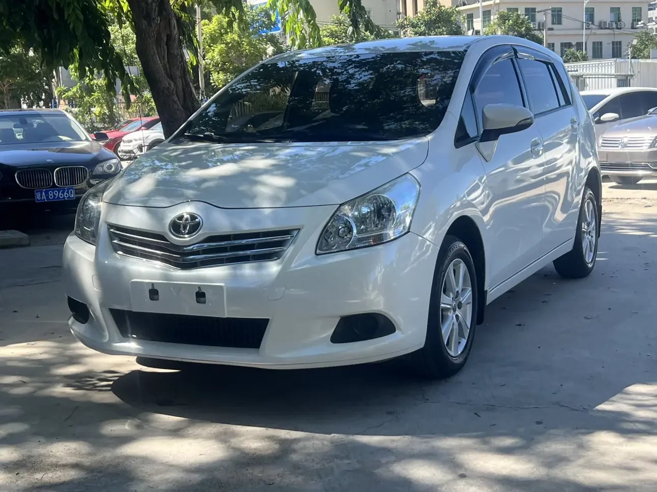 Toyota Verso / EZ  из Китая