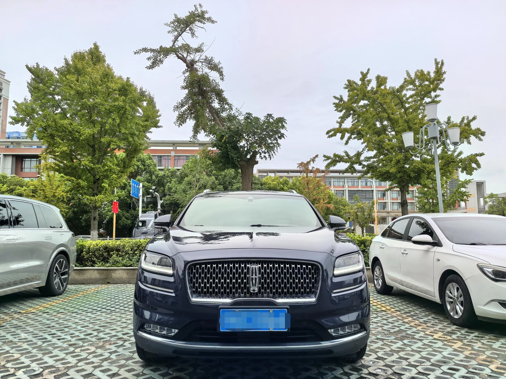 Lincoln Nautilus  из Китая