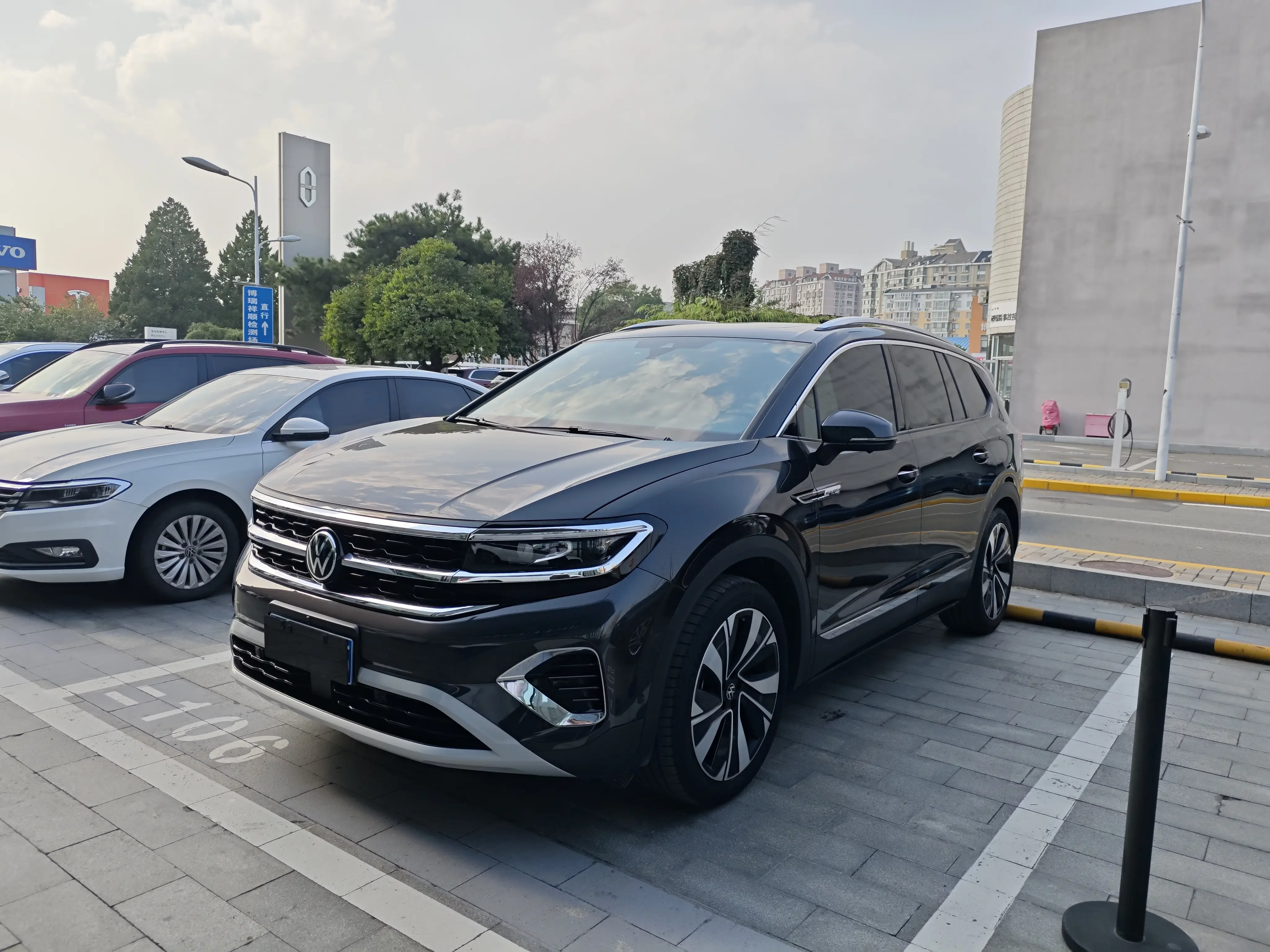 Volkswagen Talagon