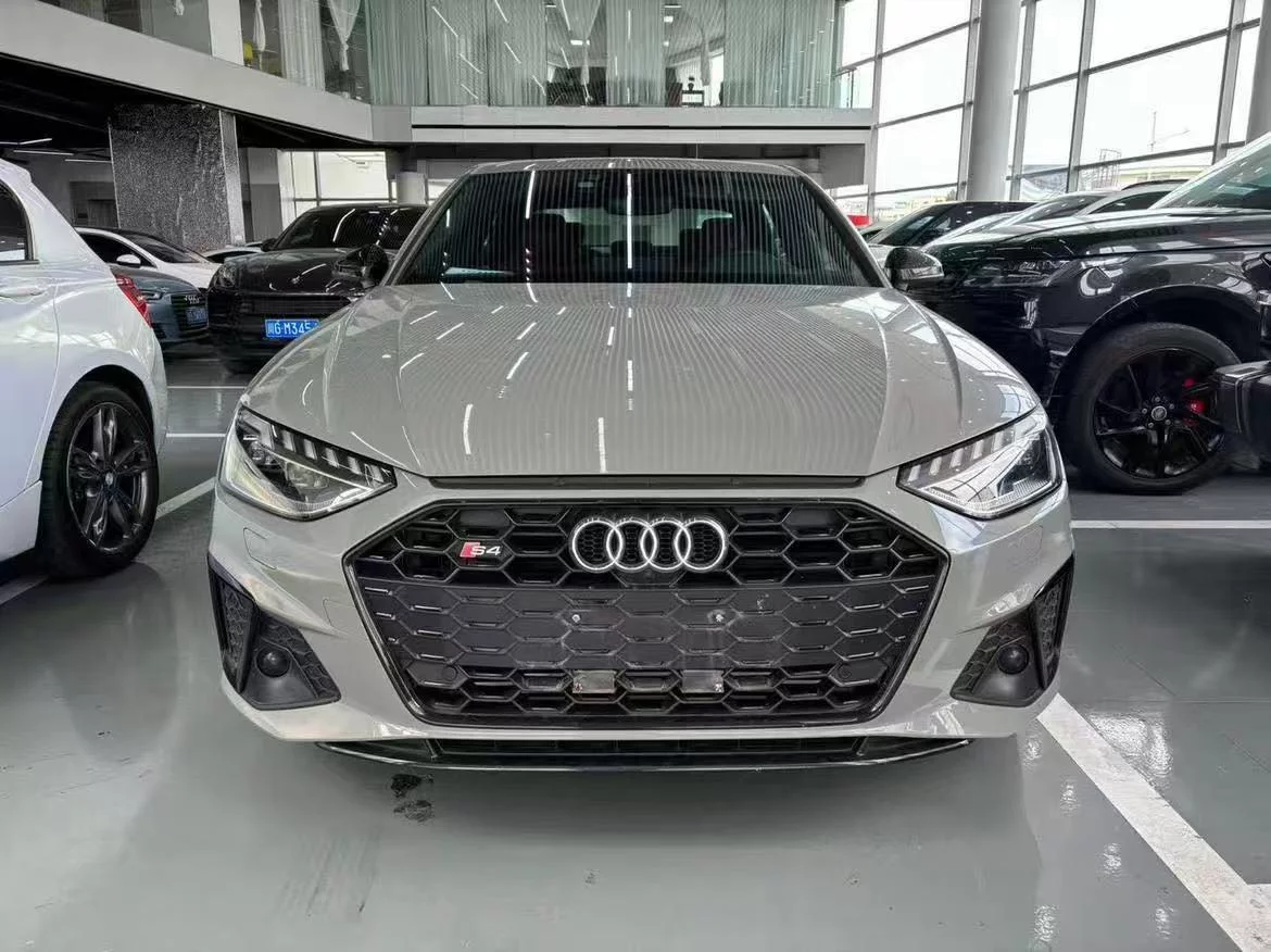 Audi S4