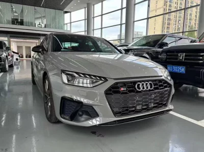 Audi S4