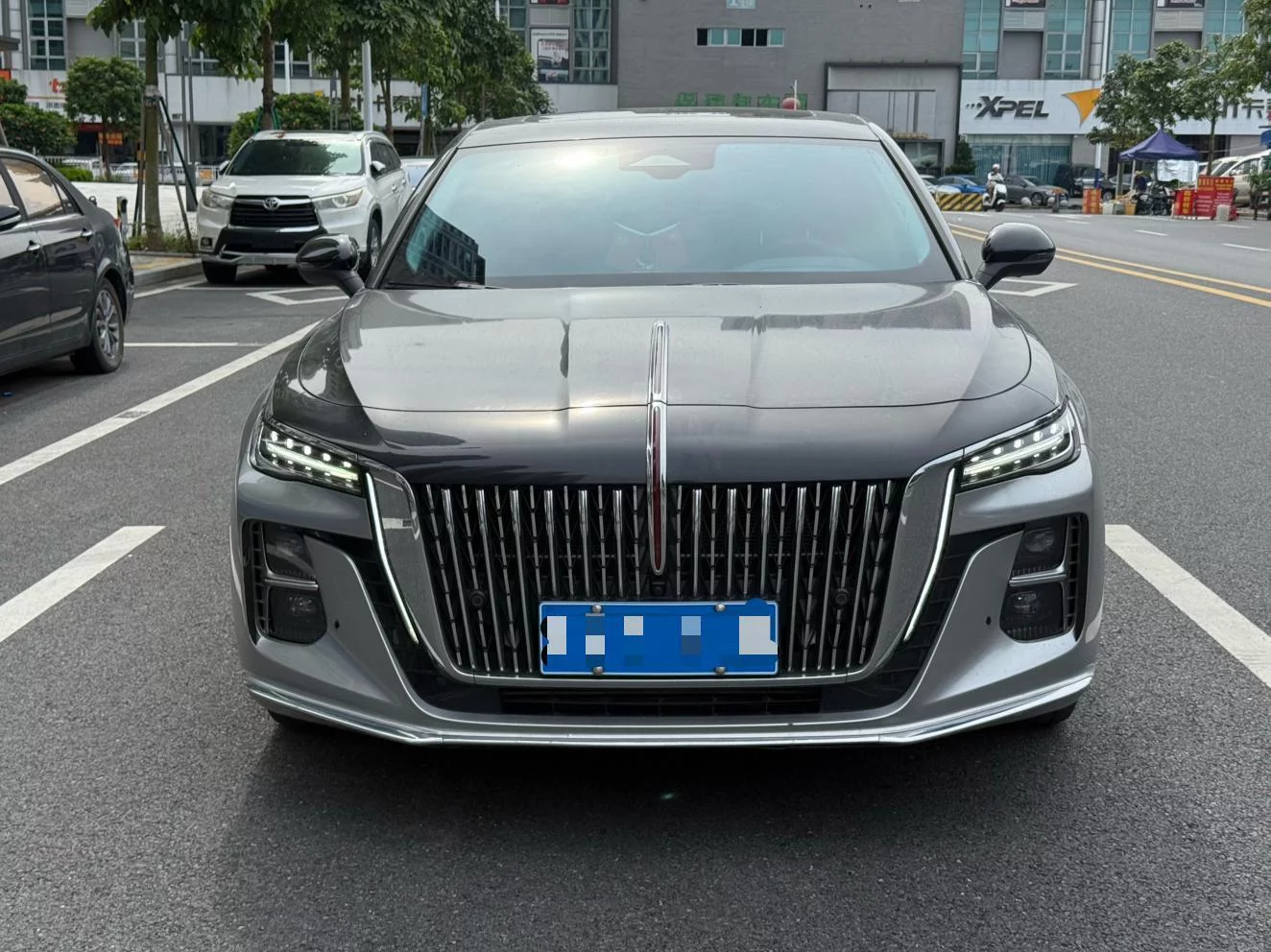 Hongqi H5
