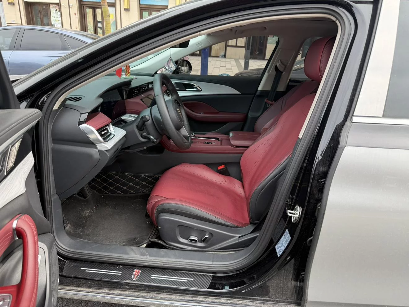 Hongqi H5