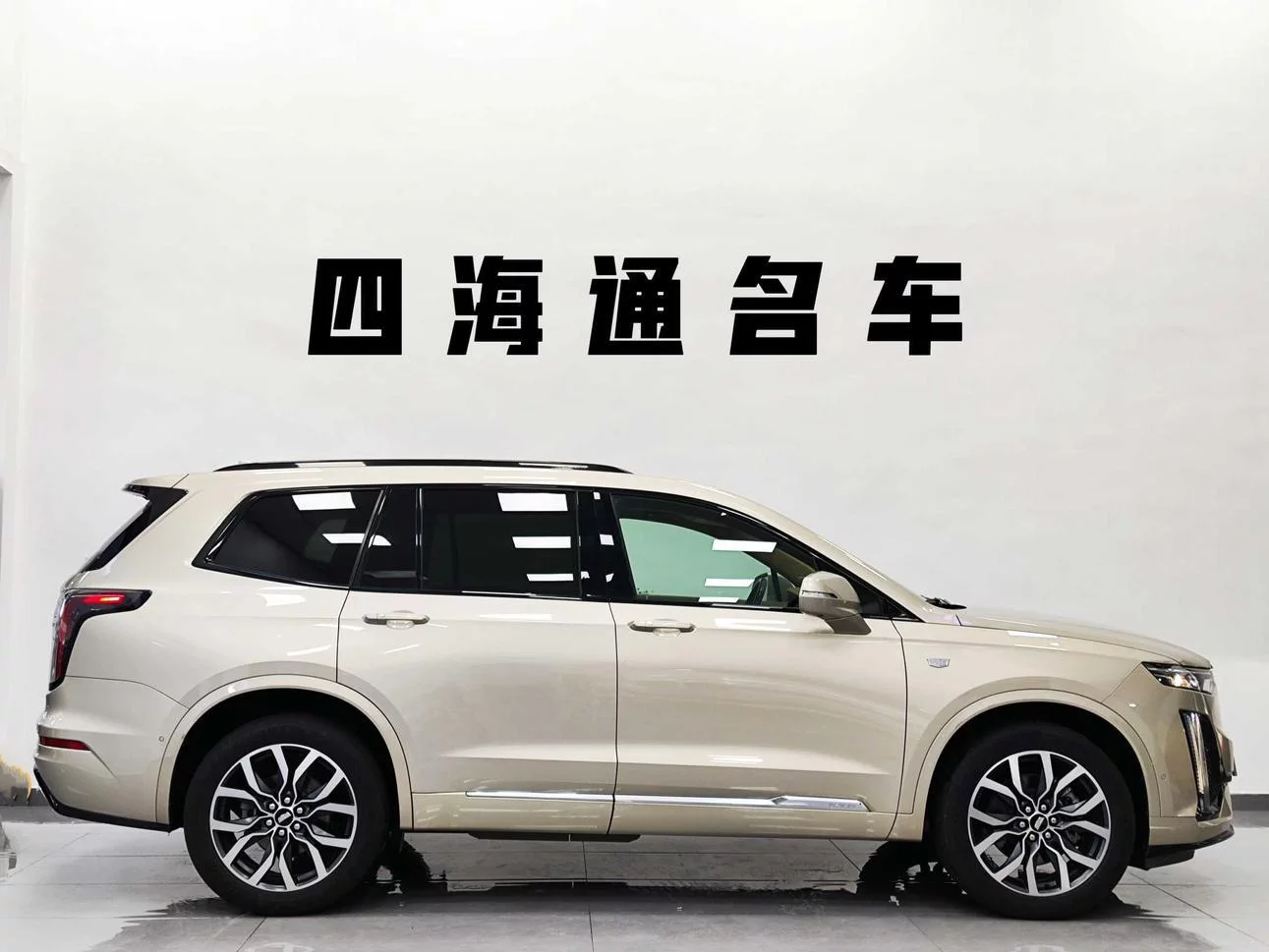 Cadillac XT6