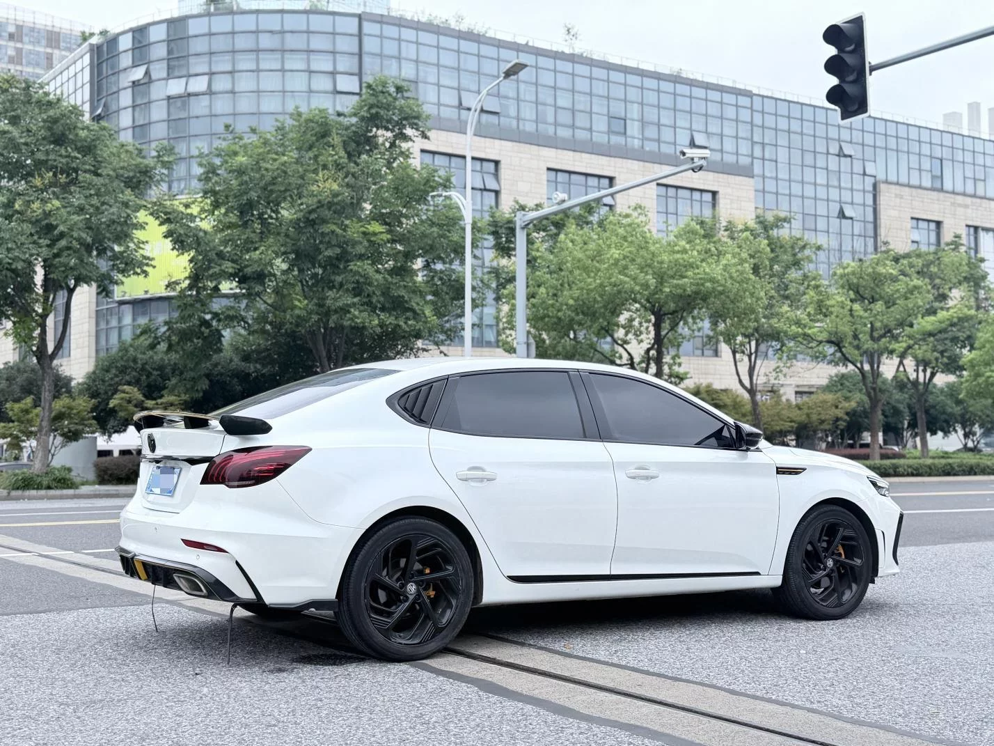 MG 6