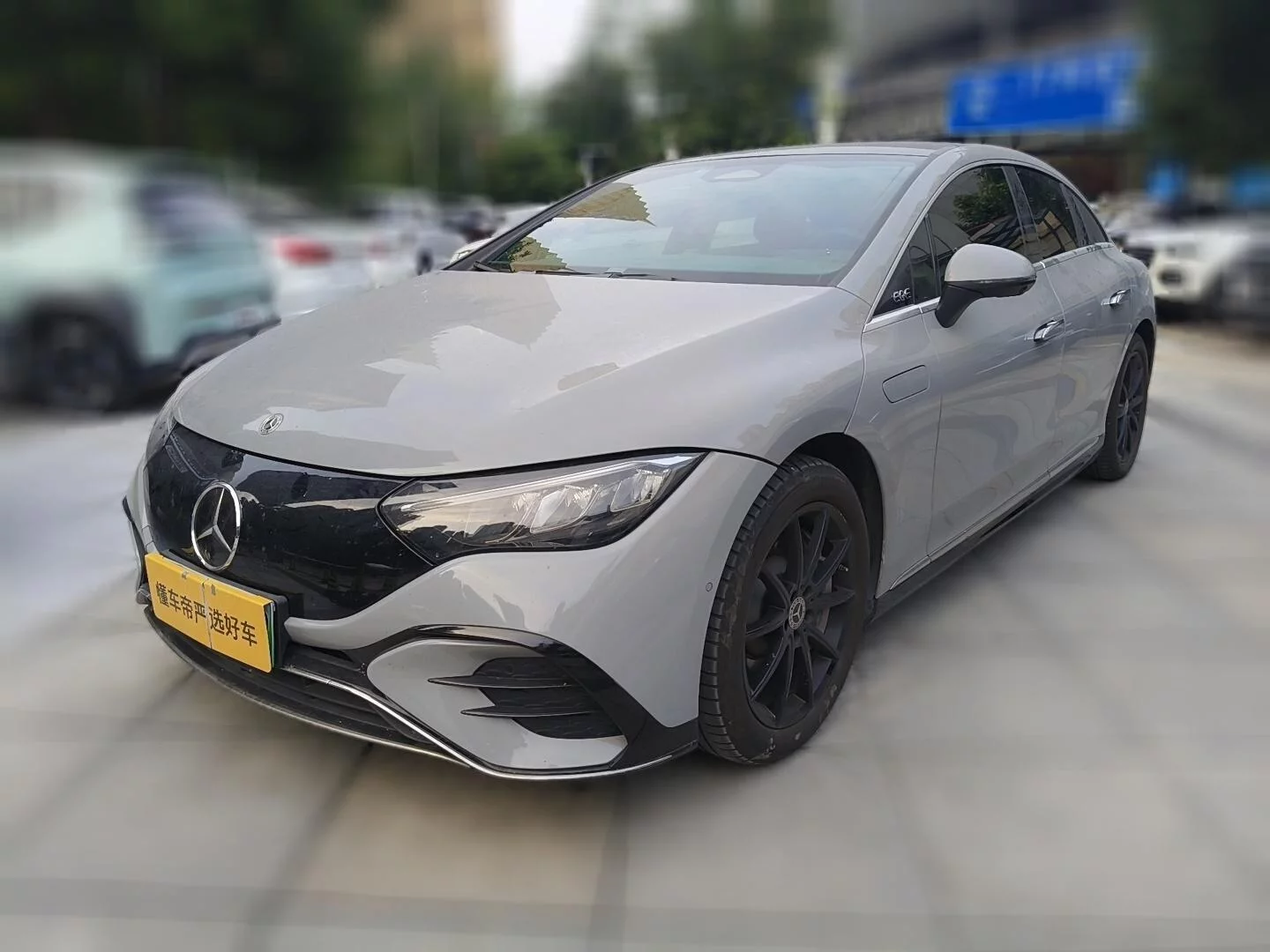 Mercedes-Benz EQE  из Китая
