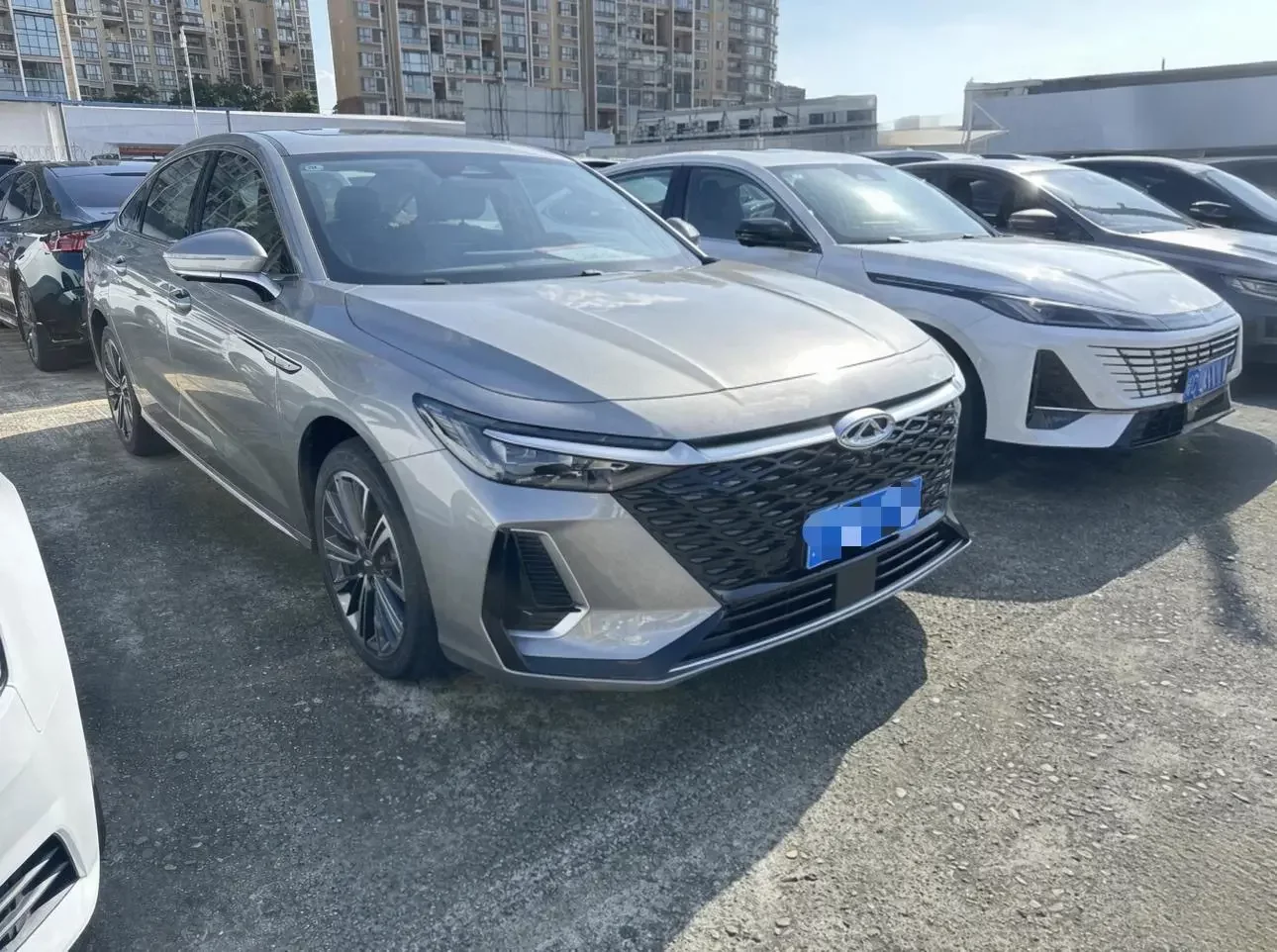 Chery Arrizo 8