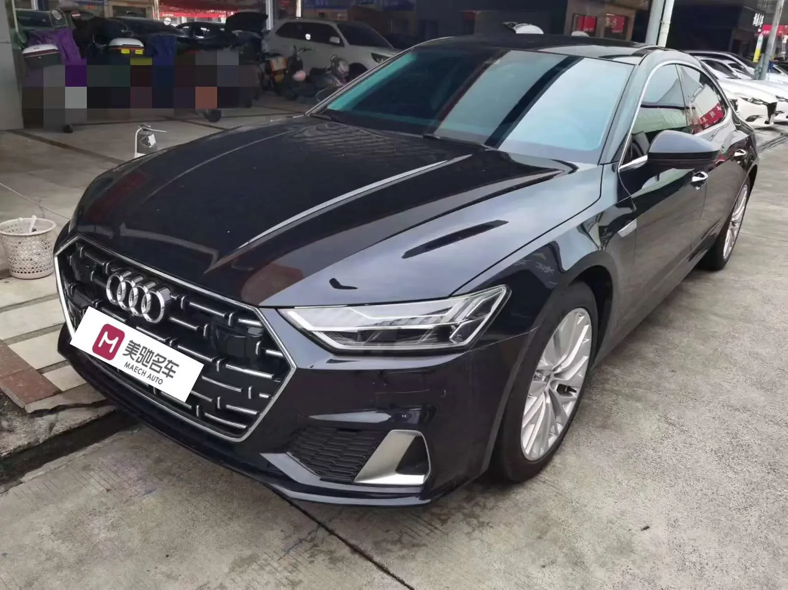 Audi A7L