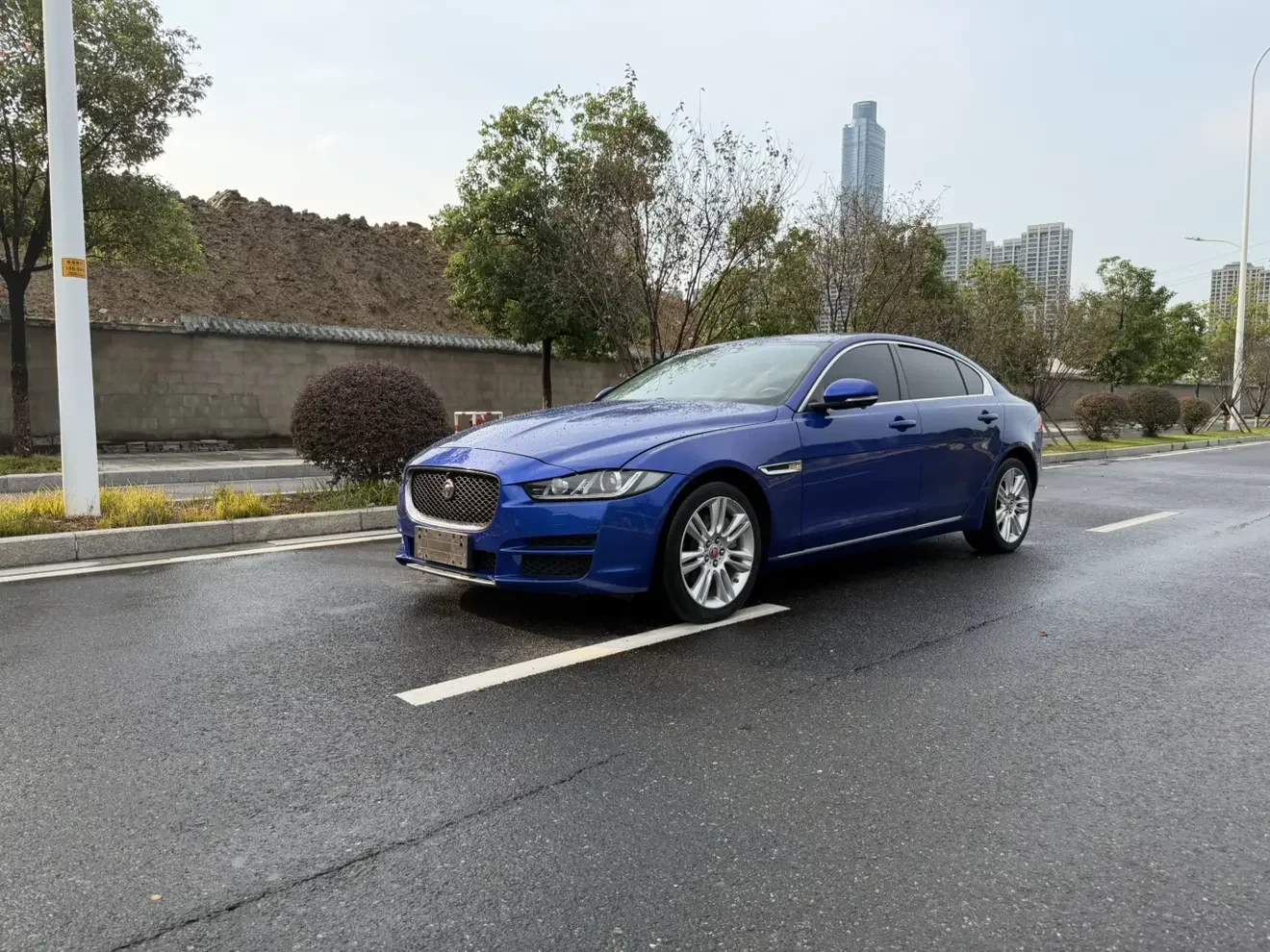 Jaguar XEL  из Китая