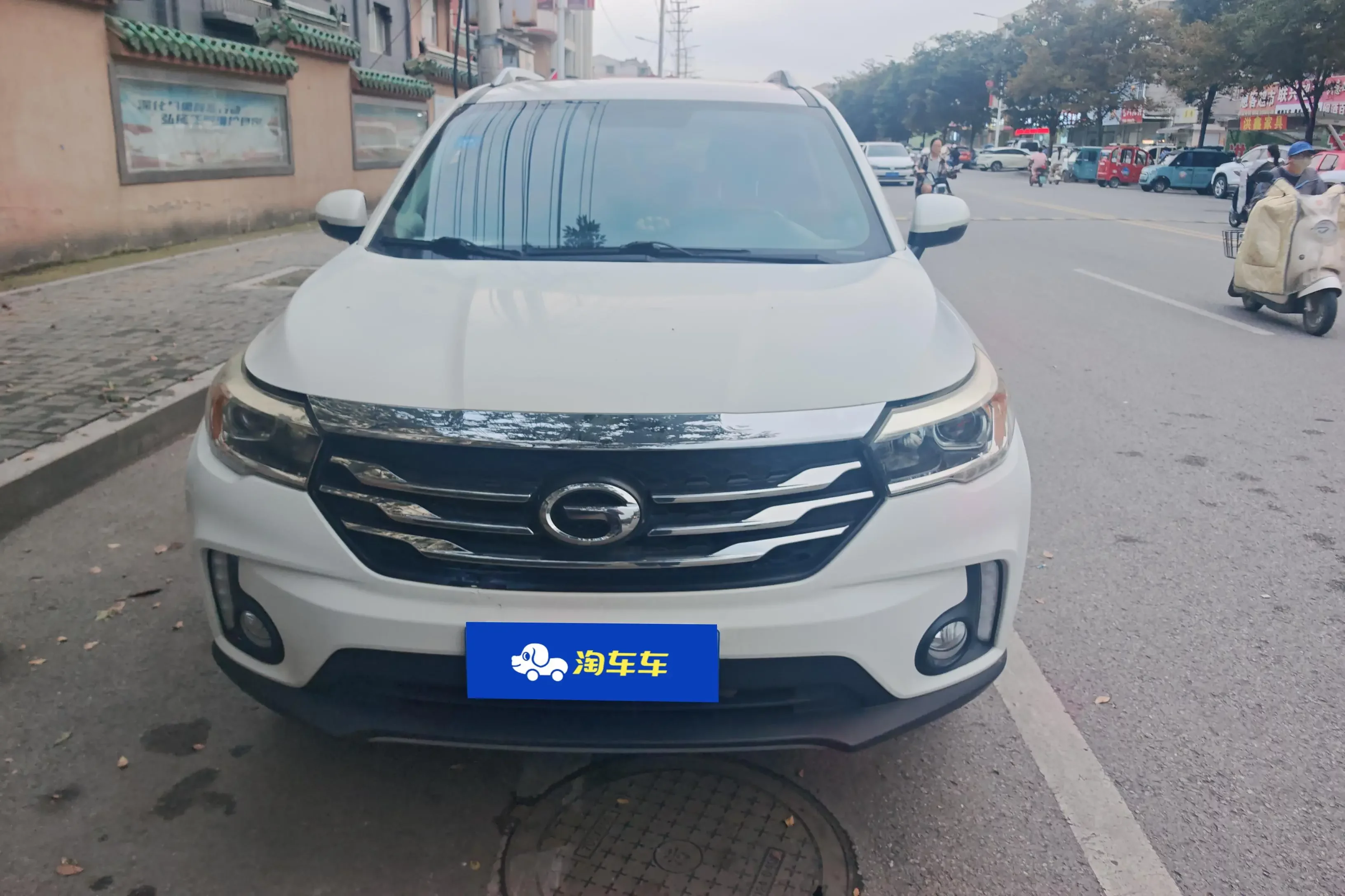 GAC Trumpchi GS4  из Китая