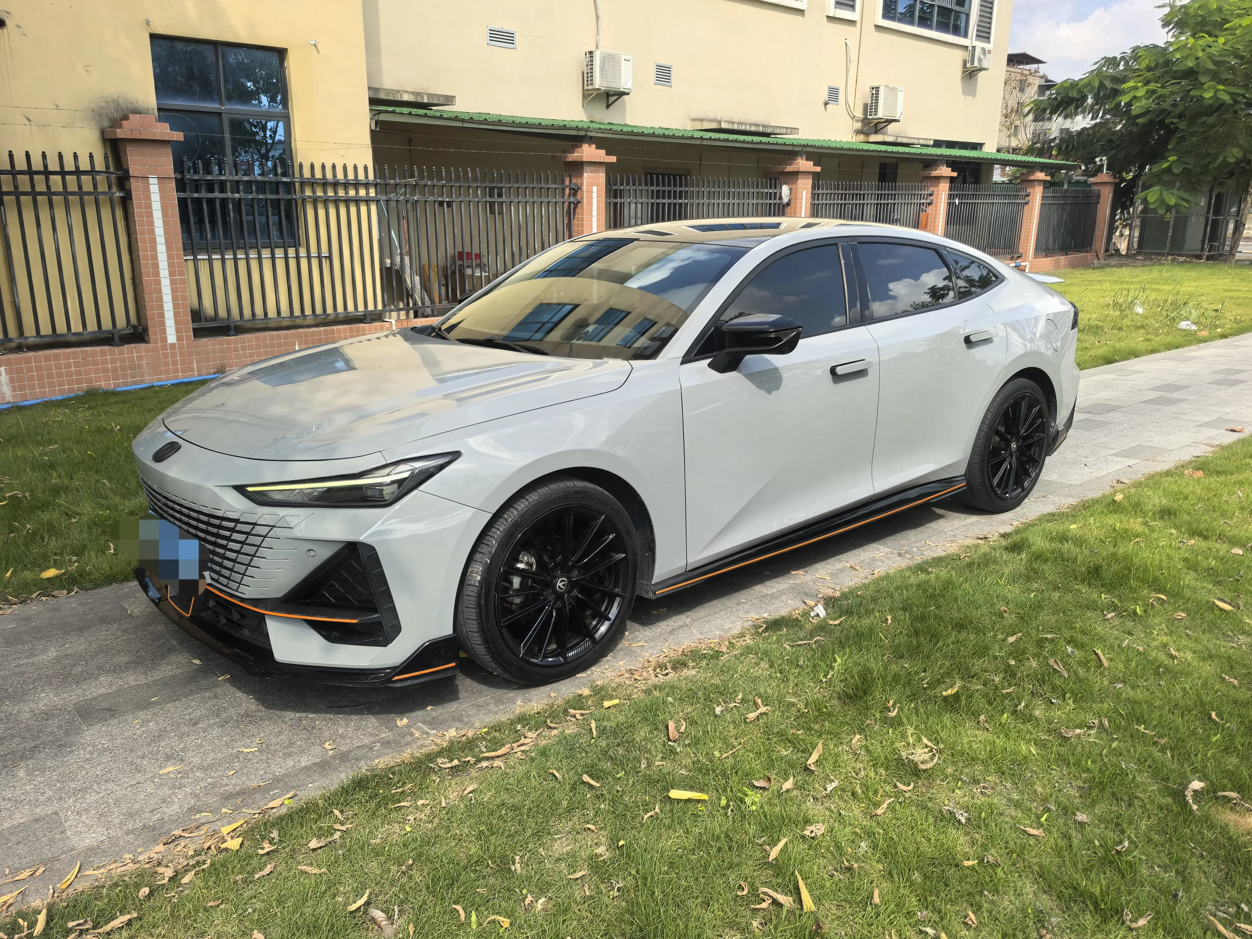 Changan UNI-V