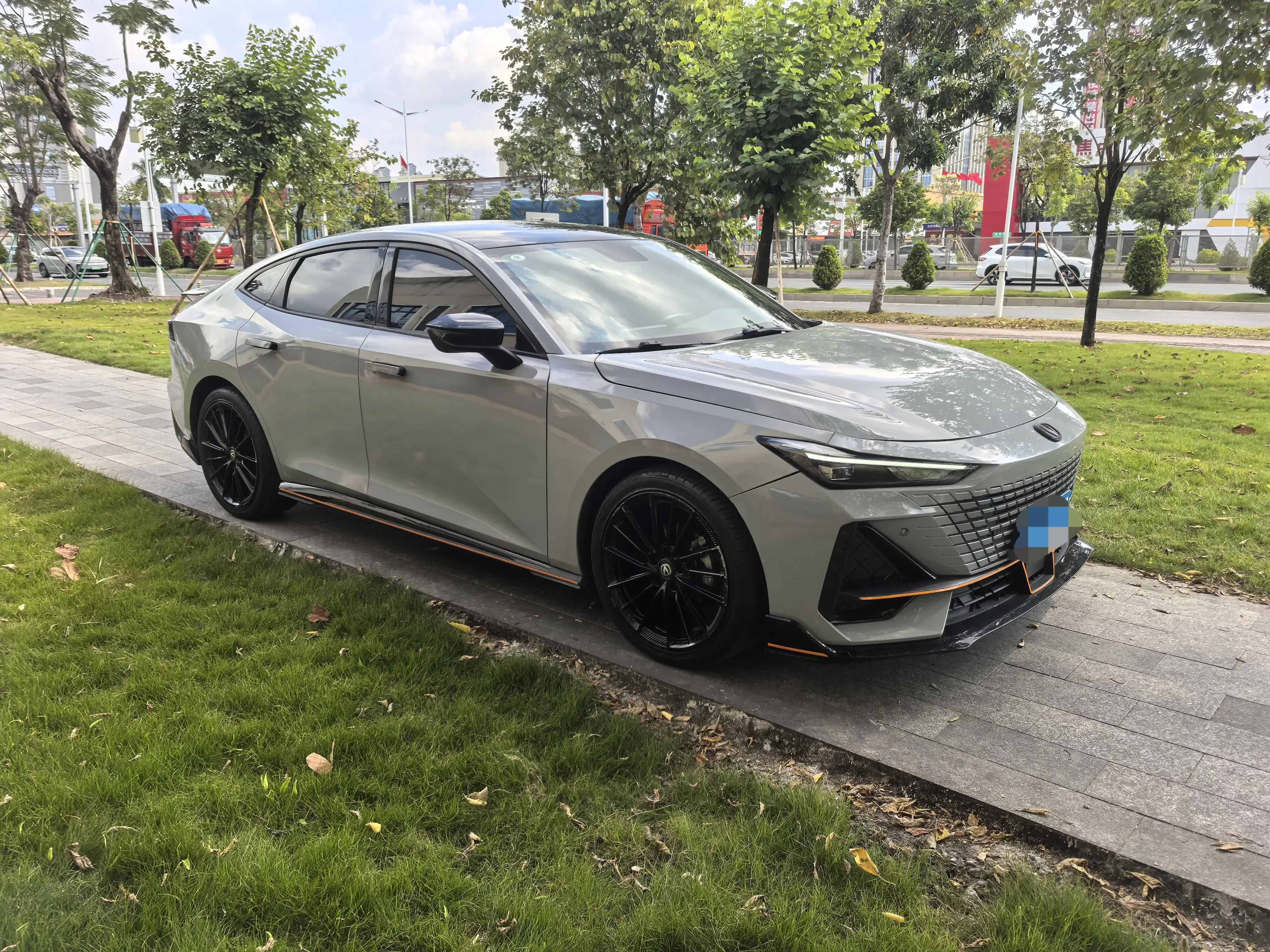 Changan UNI-V