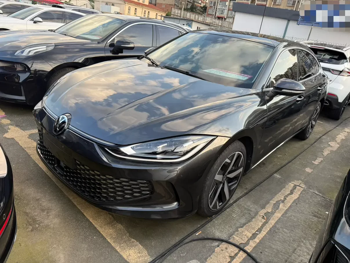Volkswagen Lamando