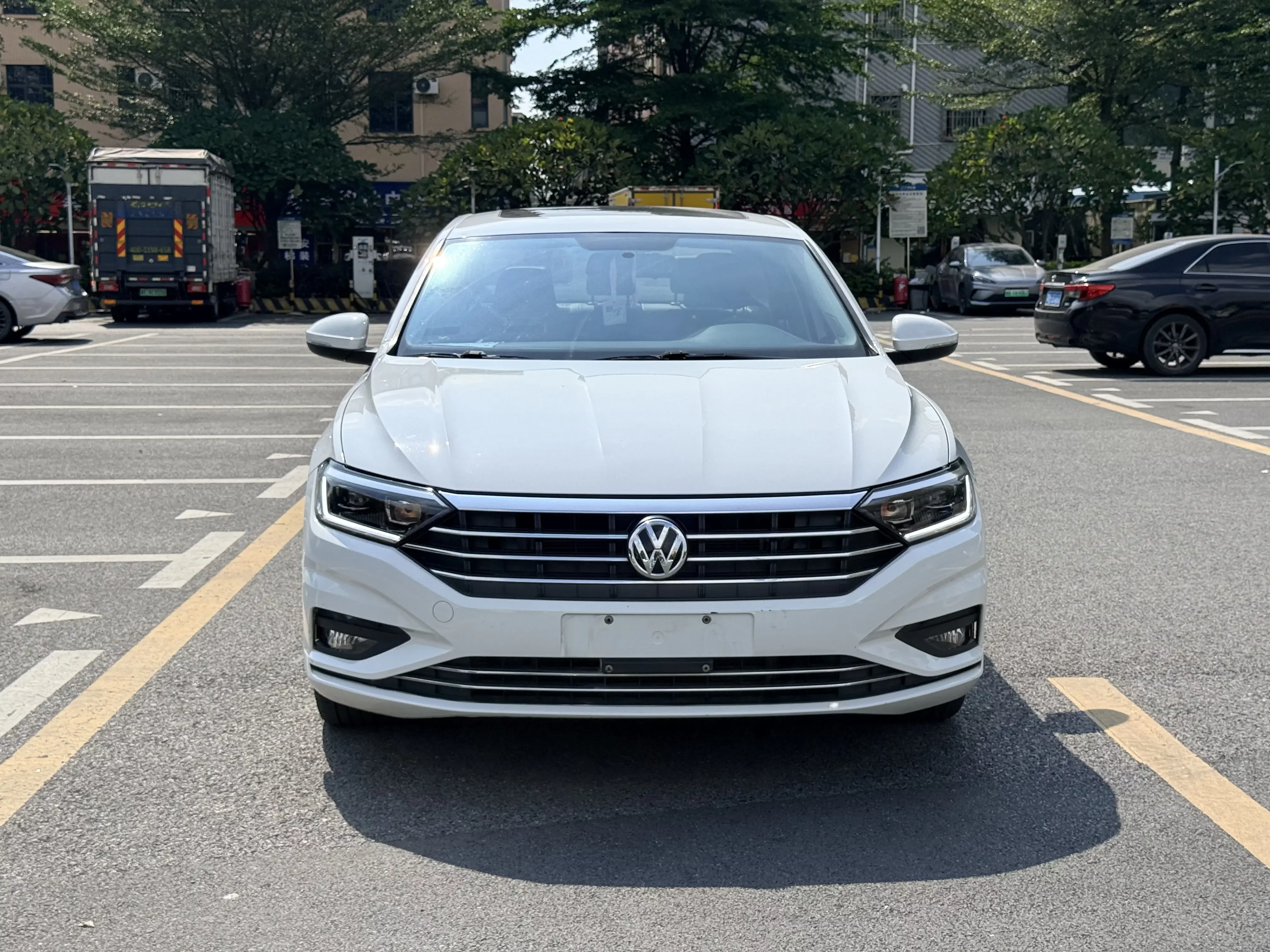 Volkswagen Sagitar