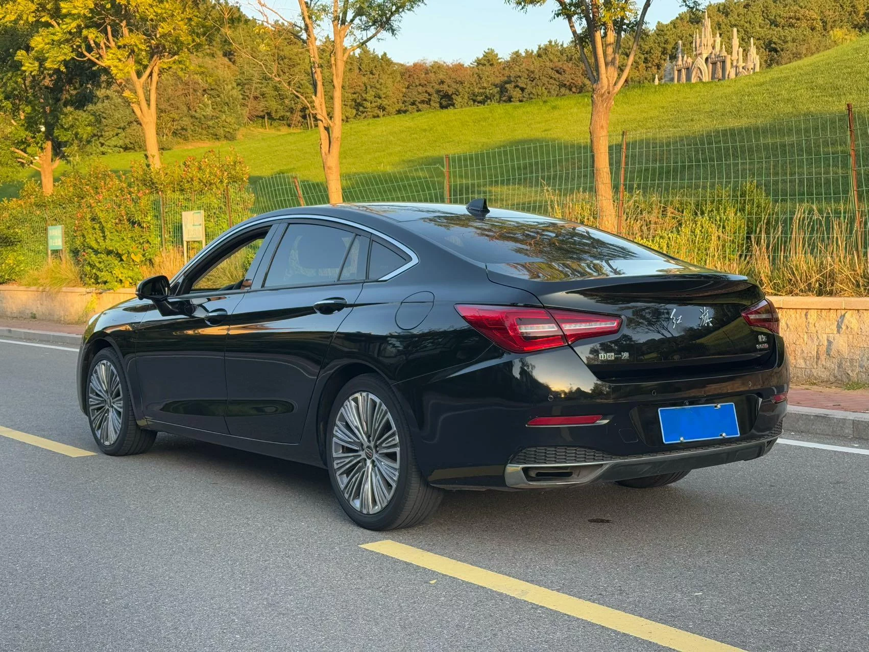 Hongqi H5 classic