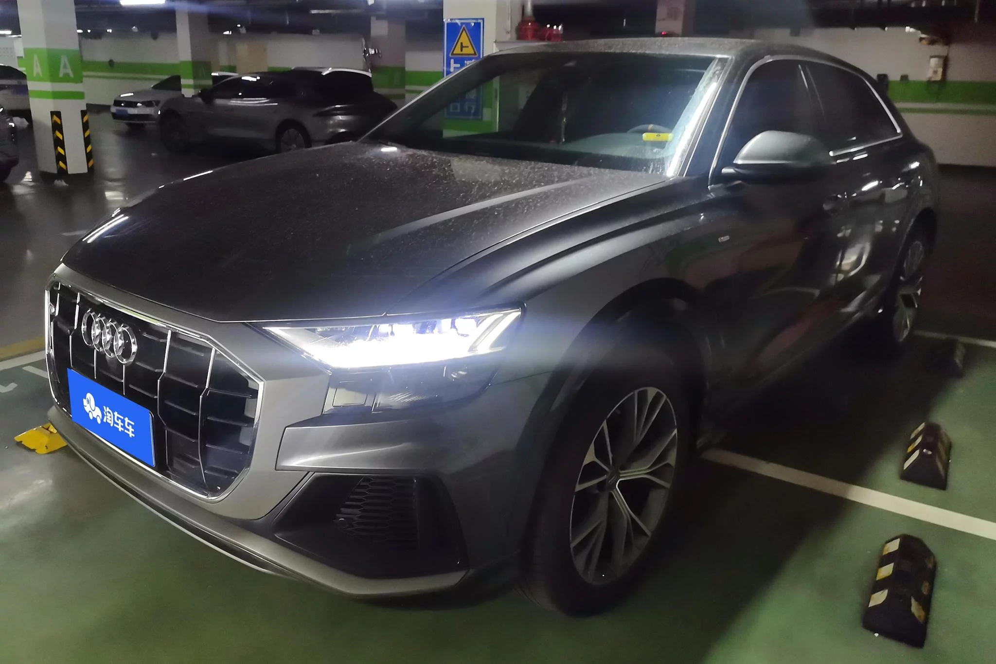 Audi Q8