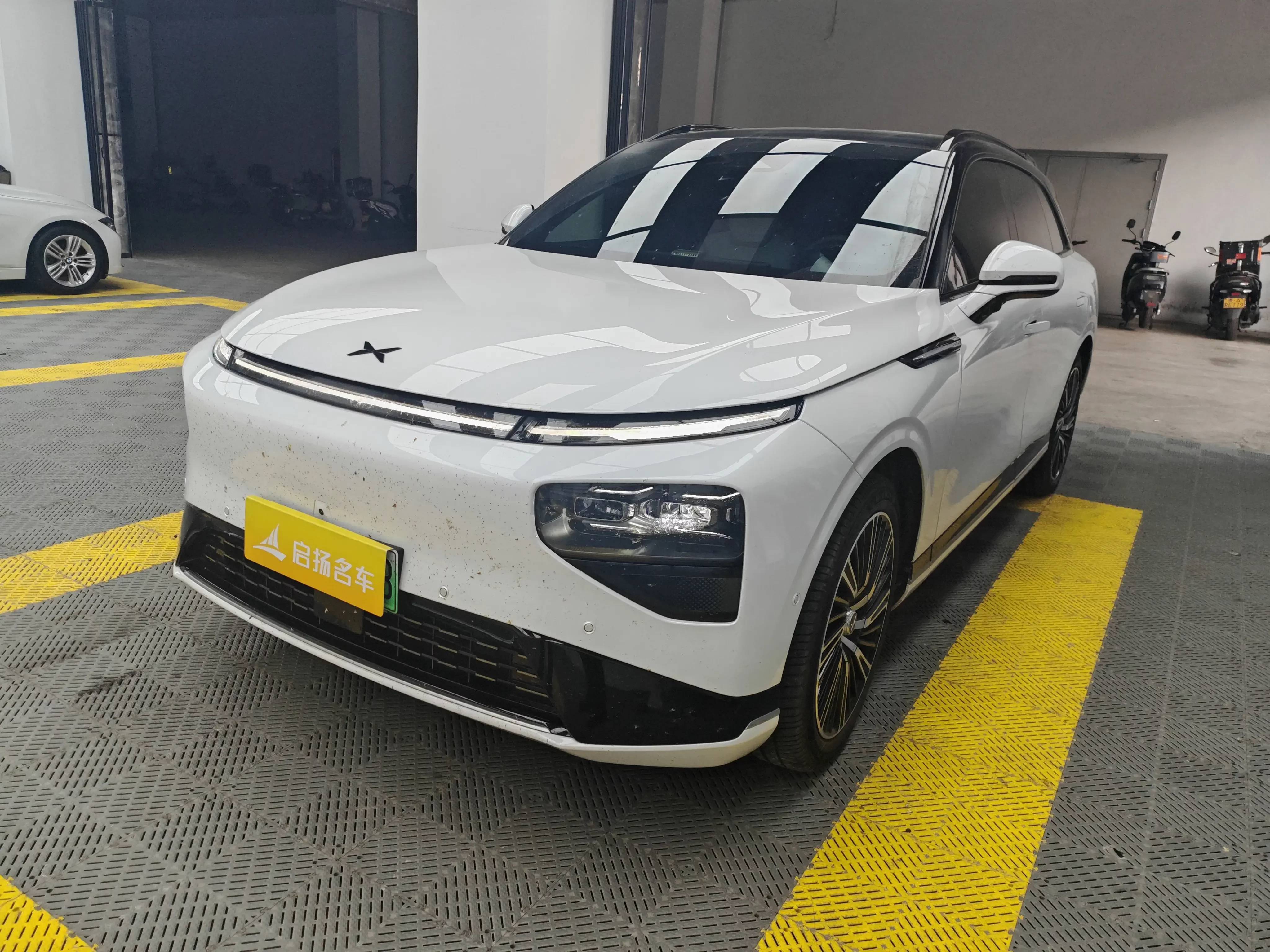 XPeng G9