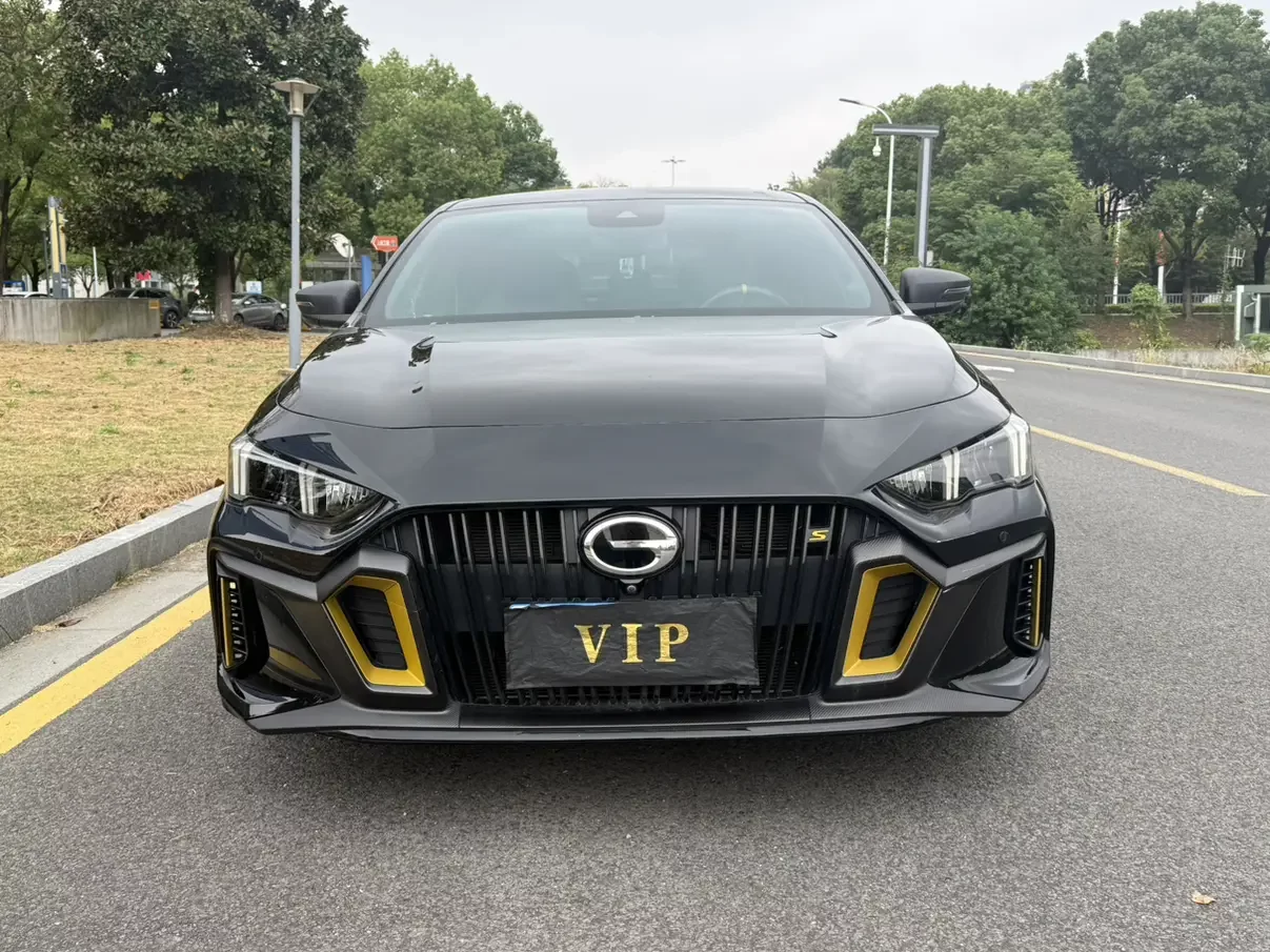 GAC Trumpchi Empow  из Китая