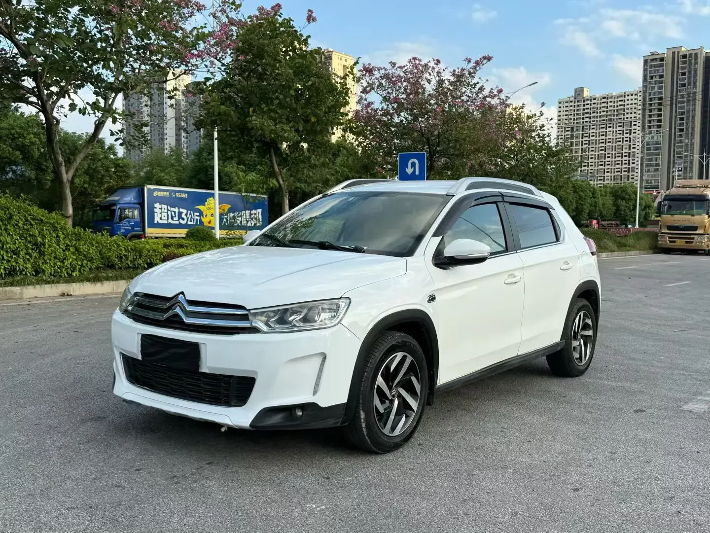 Citroën C3-XR  из Китая