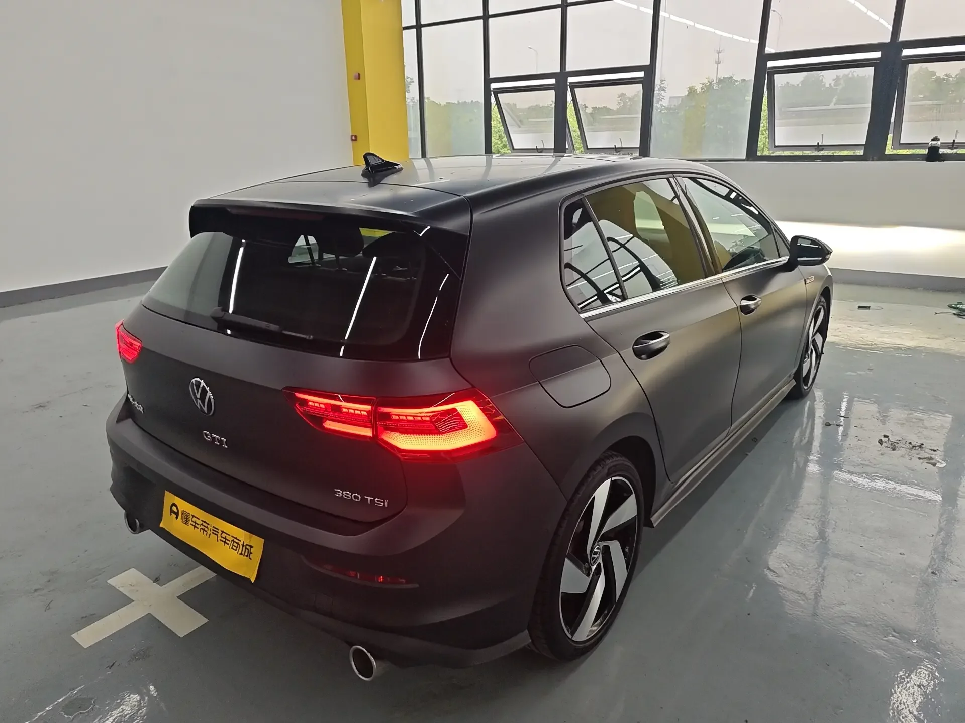 Volkswagen Golf GTI