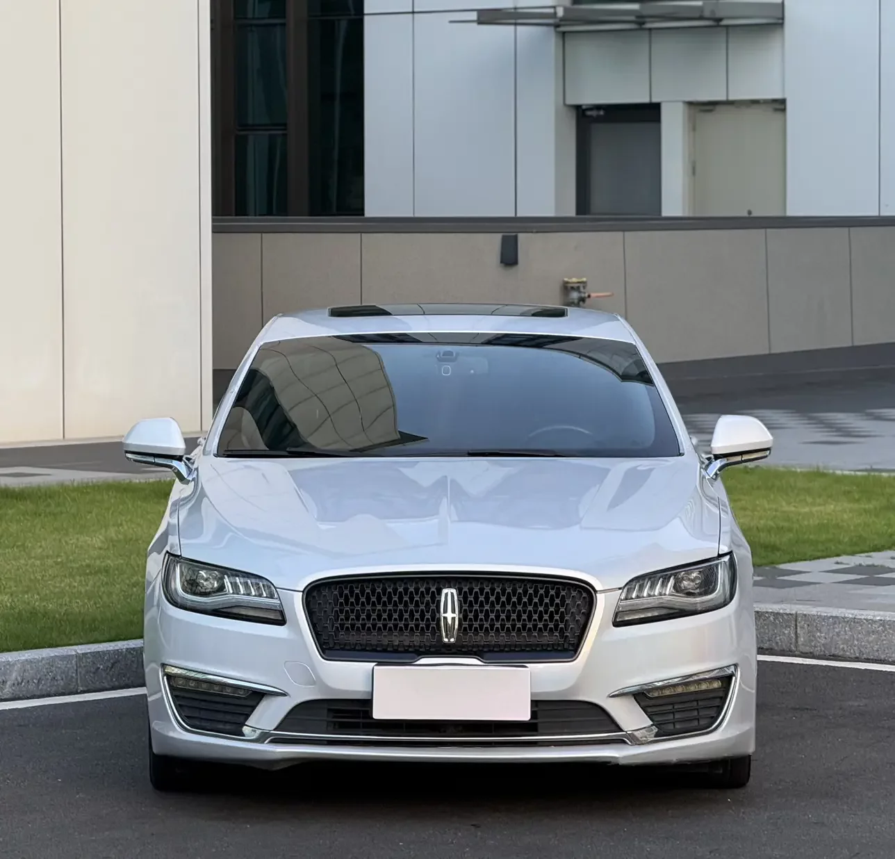 Lincoln MKZ  из Китая