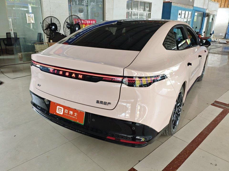 Nissan N7