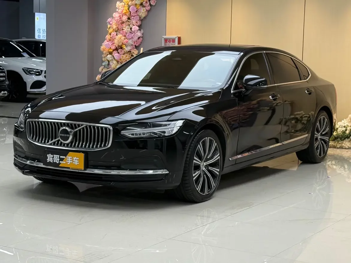 Volvo S90