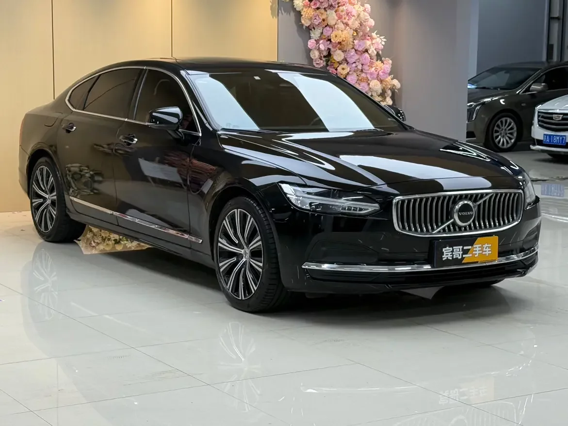 Volvo S90