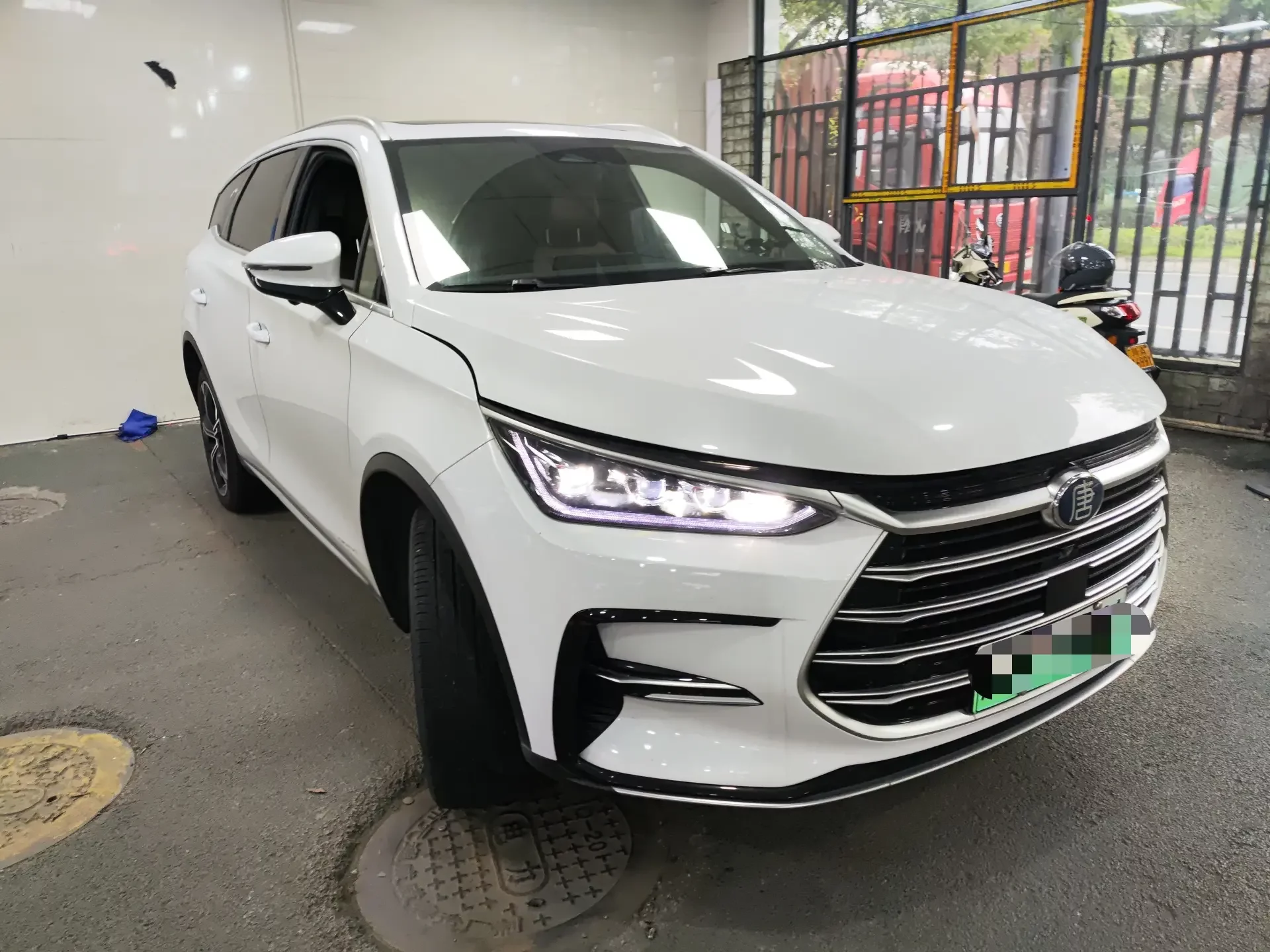 BYD Tang DM